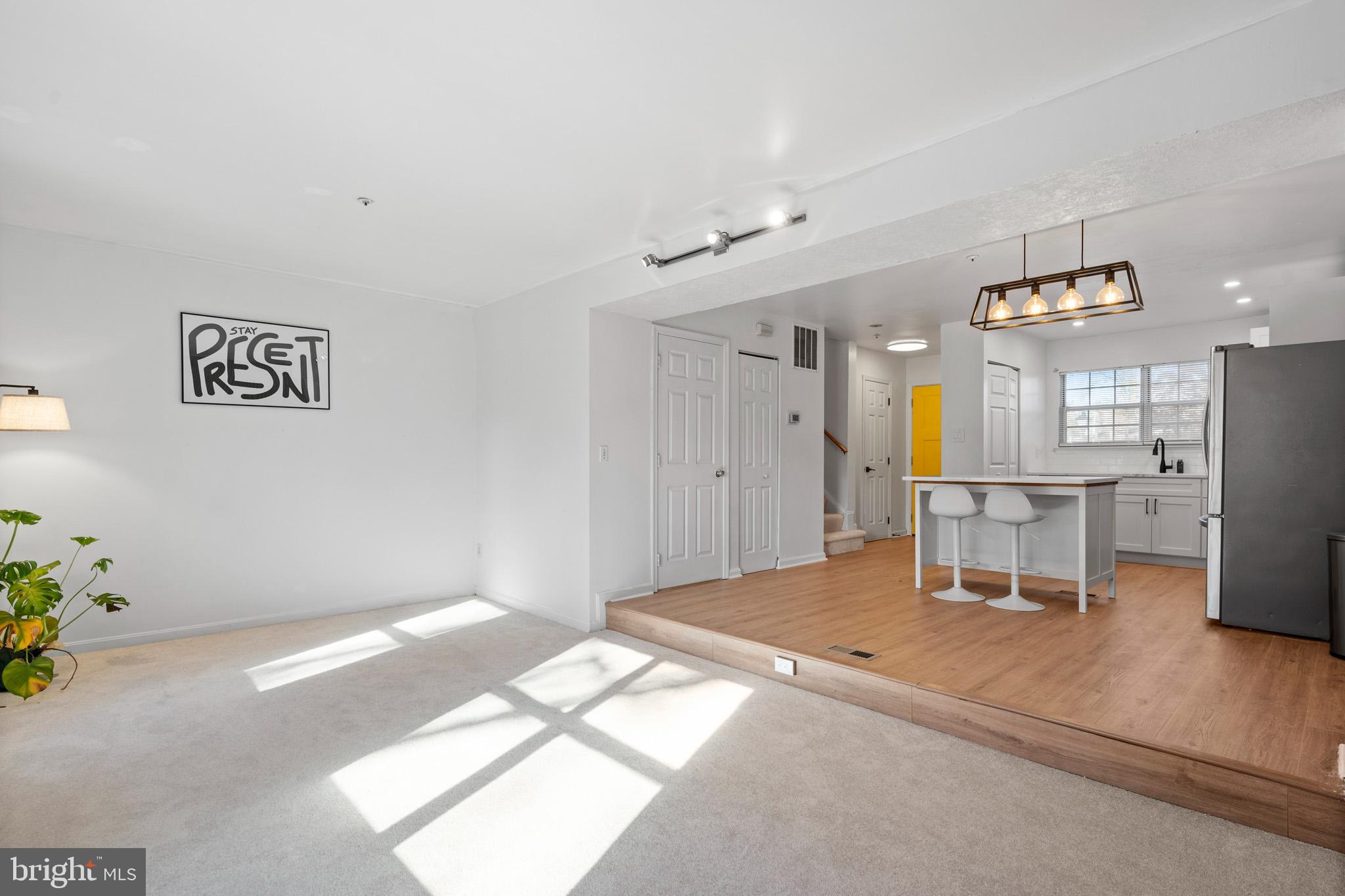 LONDON WOODS - Residential