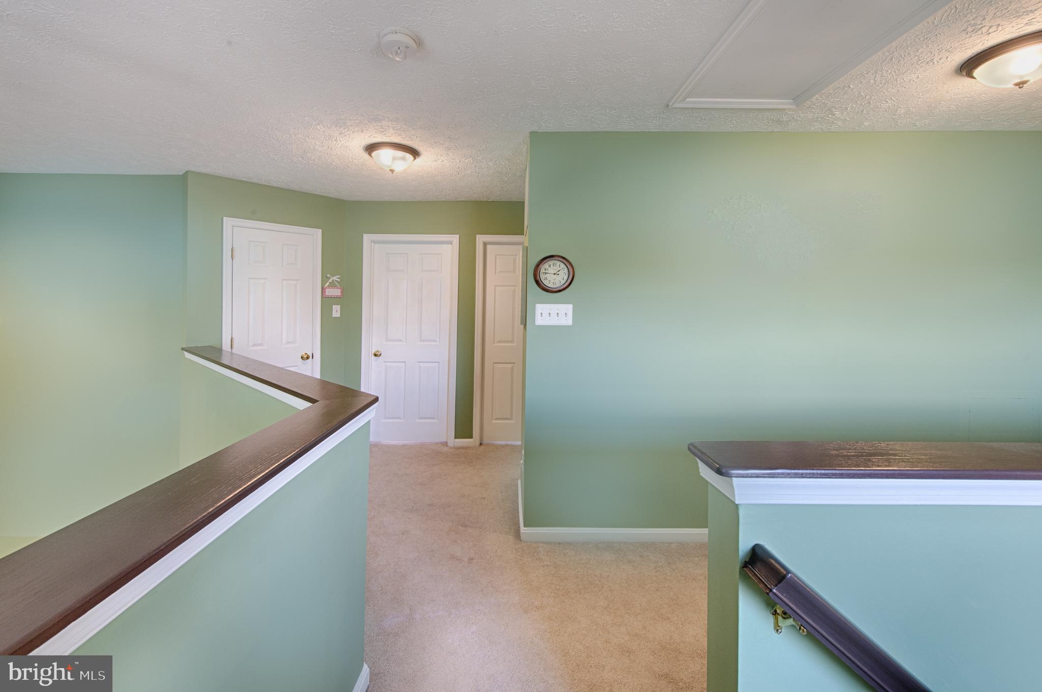 CONSTANT FRIENDSHIP - Residential