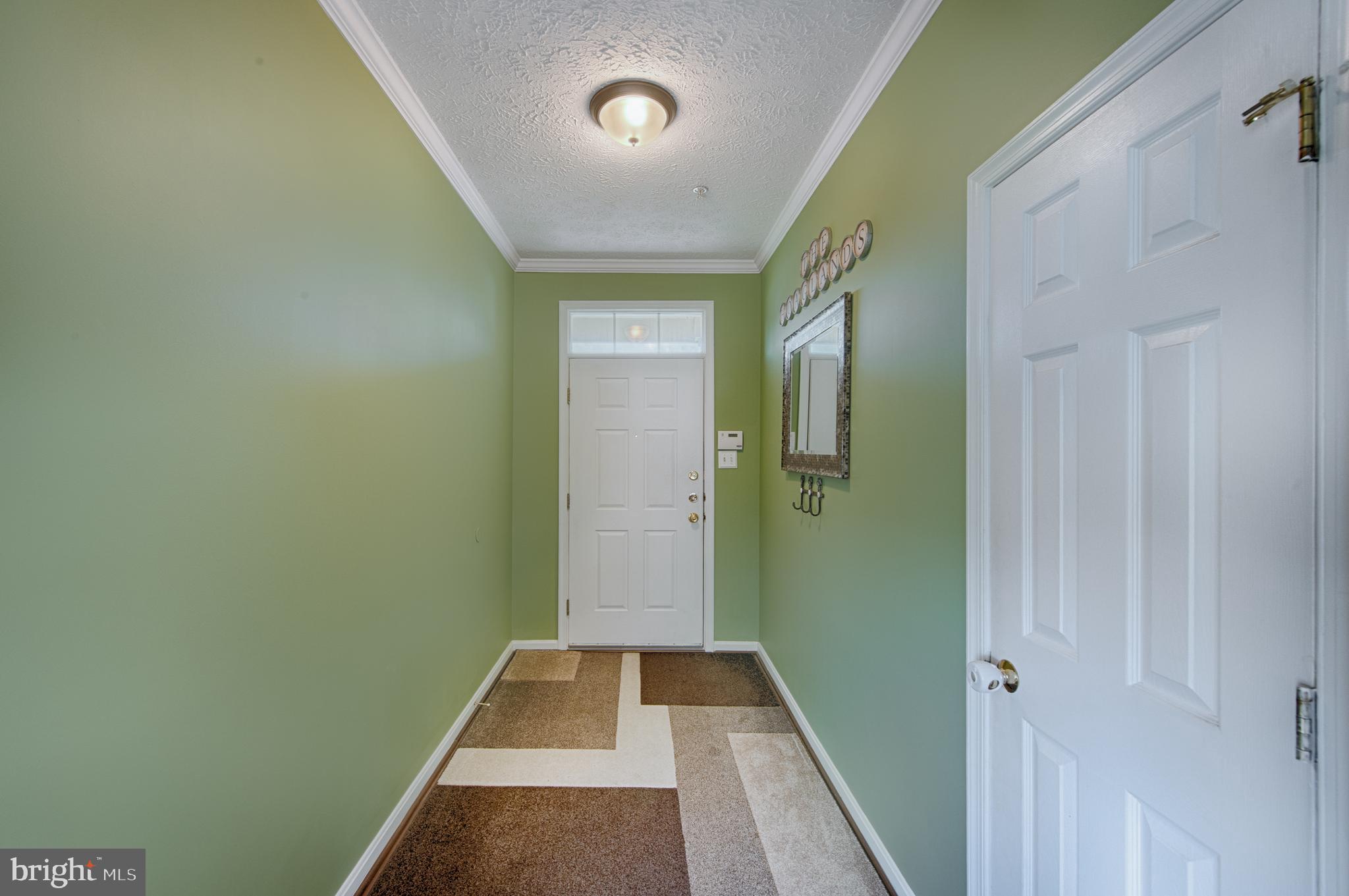 CONSTANT FRIENDSHIP - Residential