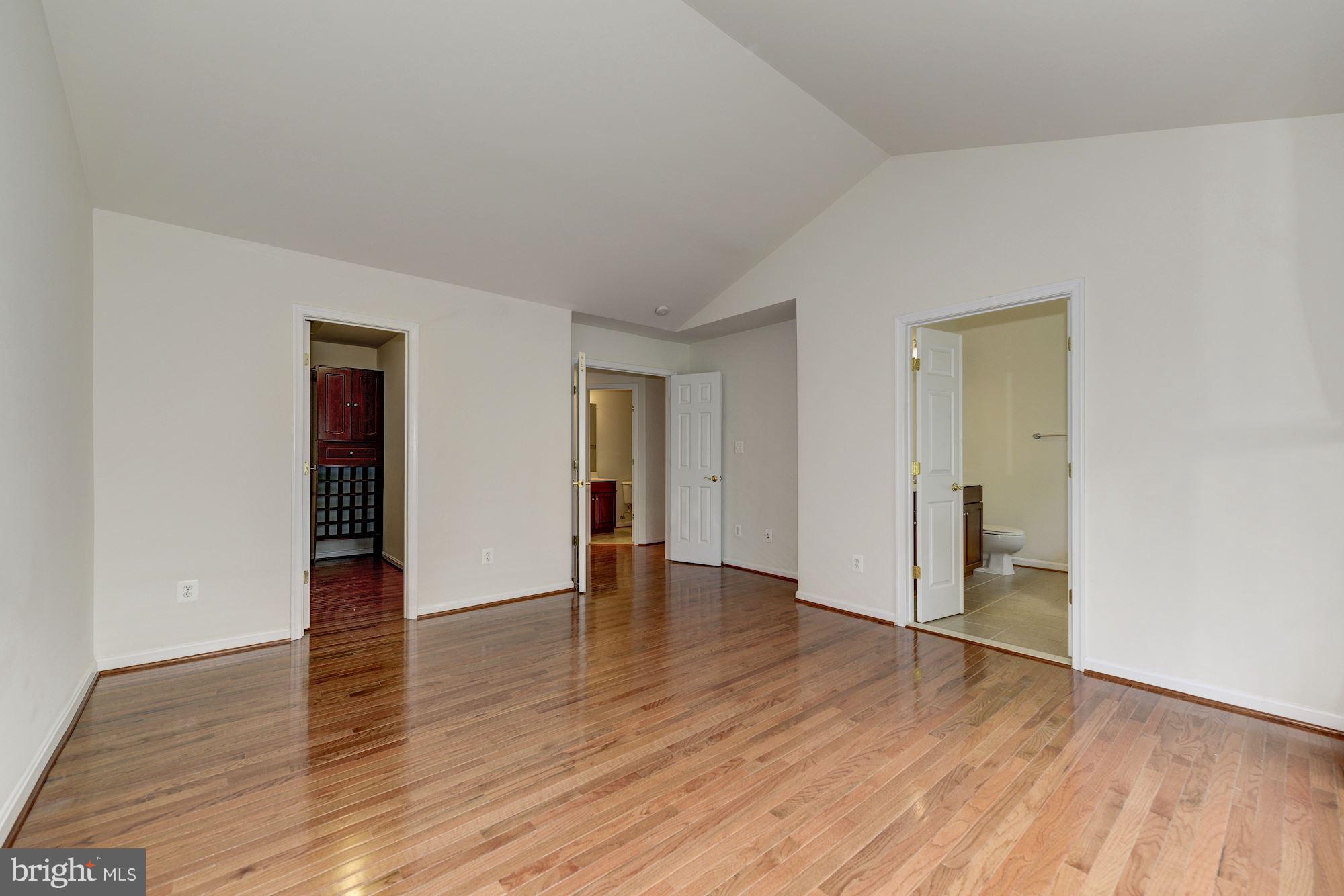 GROVE AT HUNTLEY MEADOWS - Residential Lease