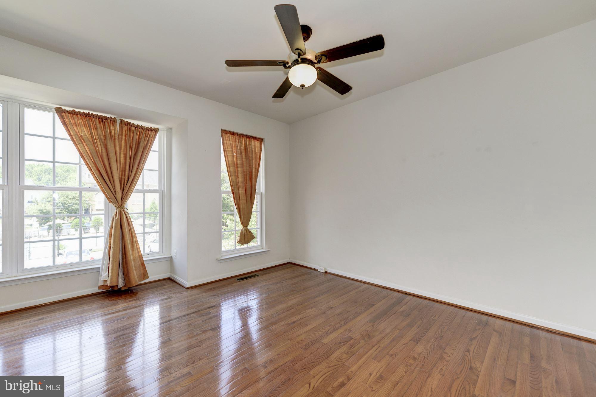 GROVE AT HUNTLEY MEADOWS - Residential Lease