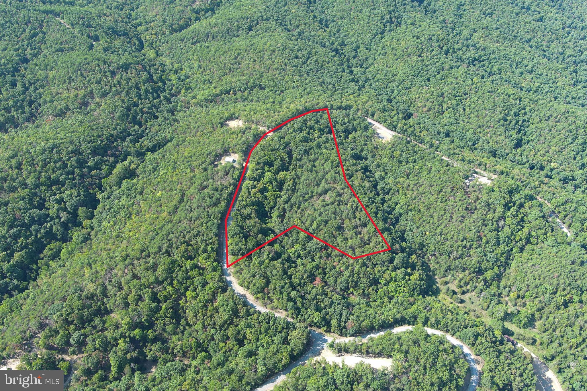 HAMILTON ESTATES - Land