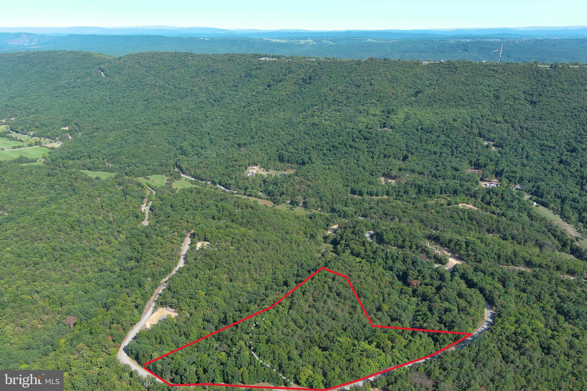 HAMILTON ESTATES - Land