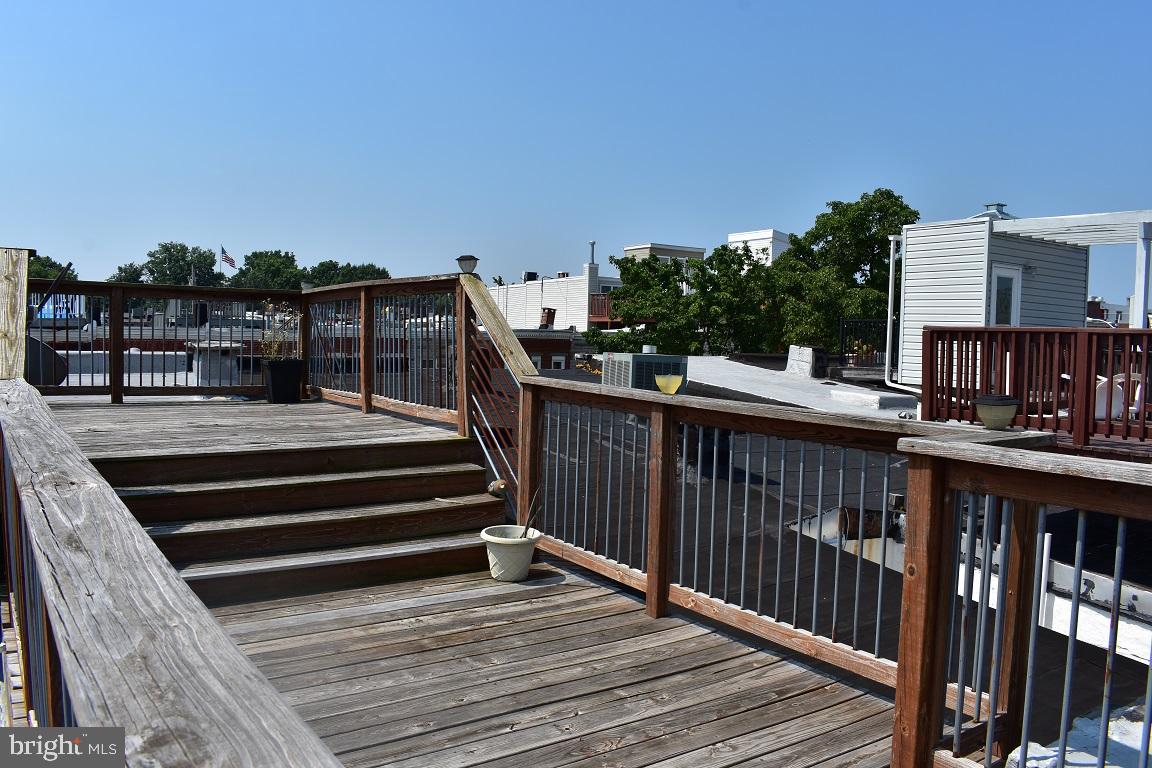 FEDERAL HILL HISTORIC DISTRICT - Residential Lease