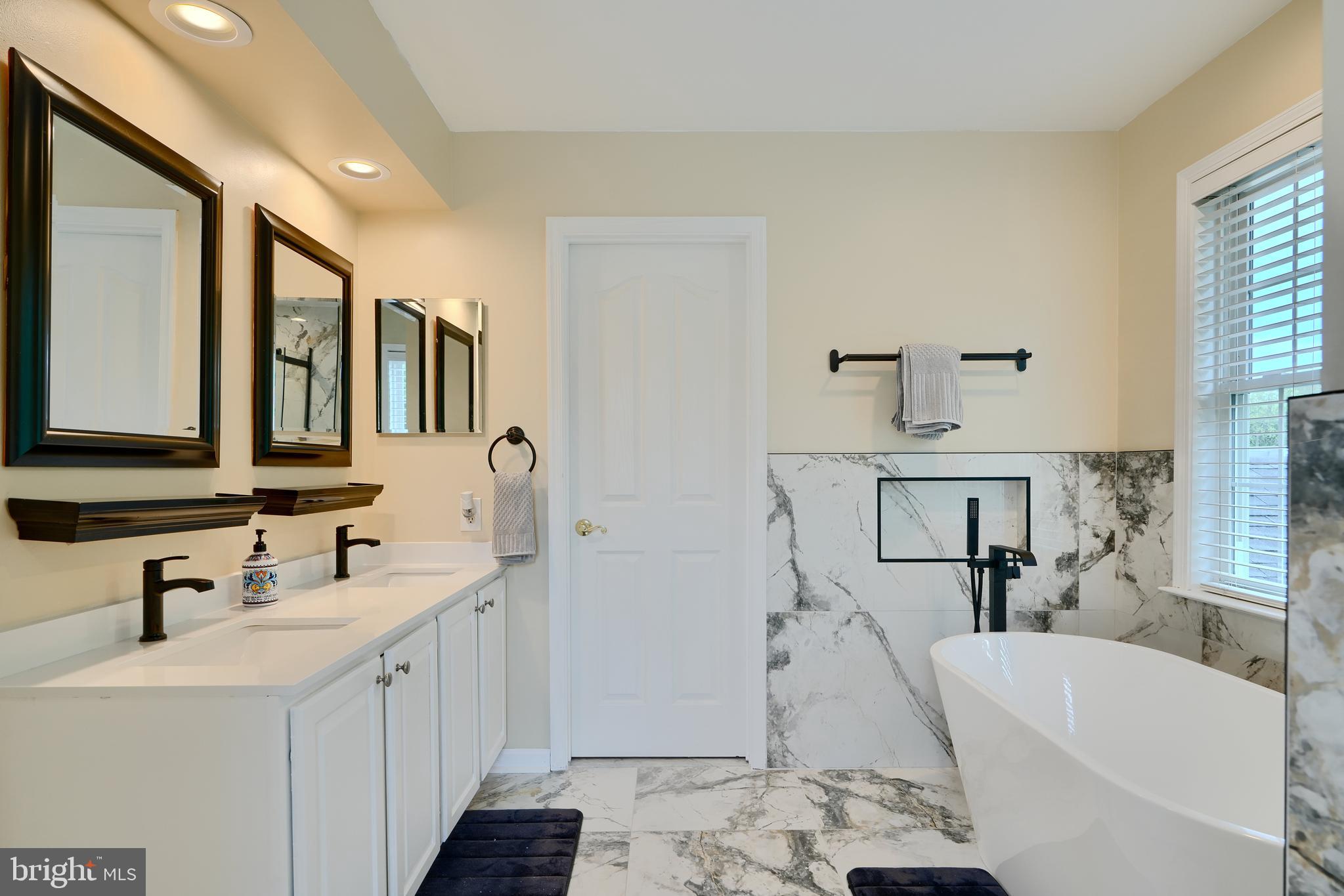 CASTLE BLANEY - Residential