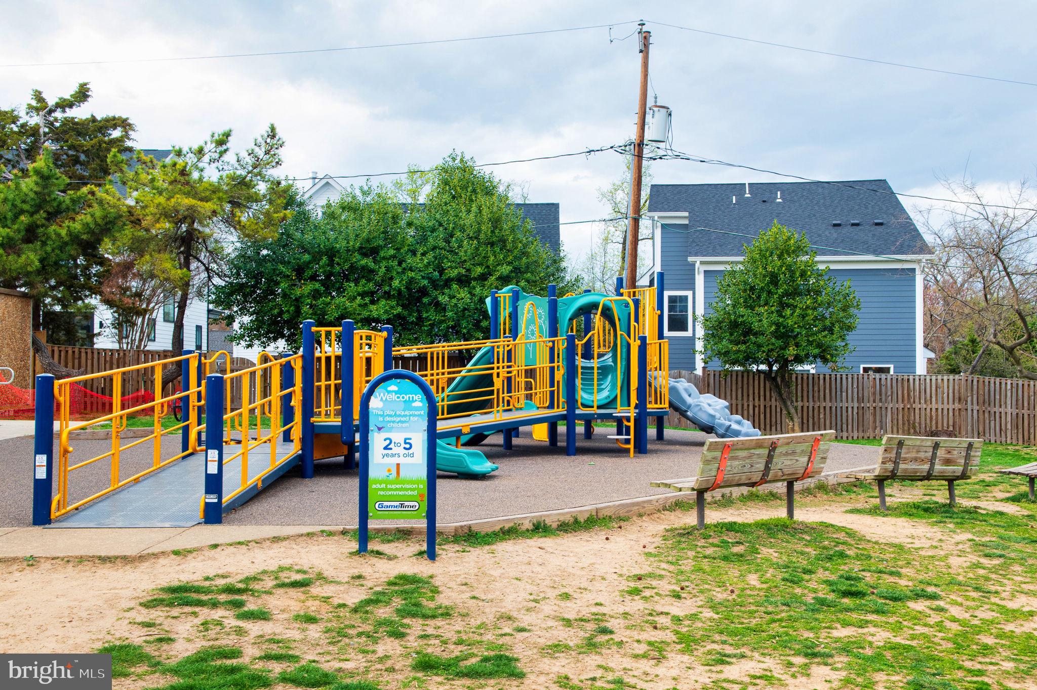 LYON PARK - Residential