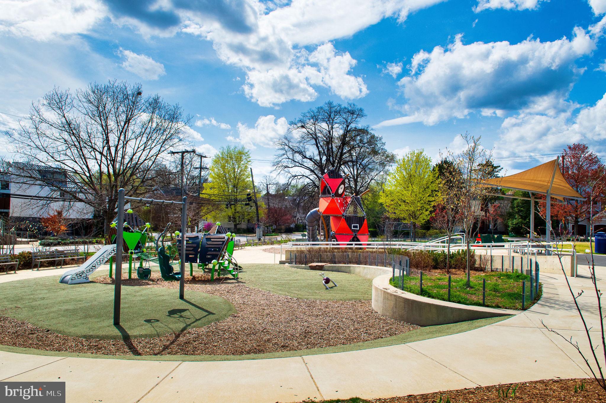 LYON PARK - Residential