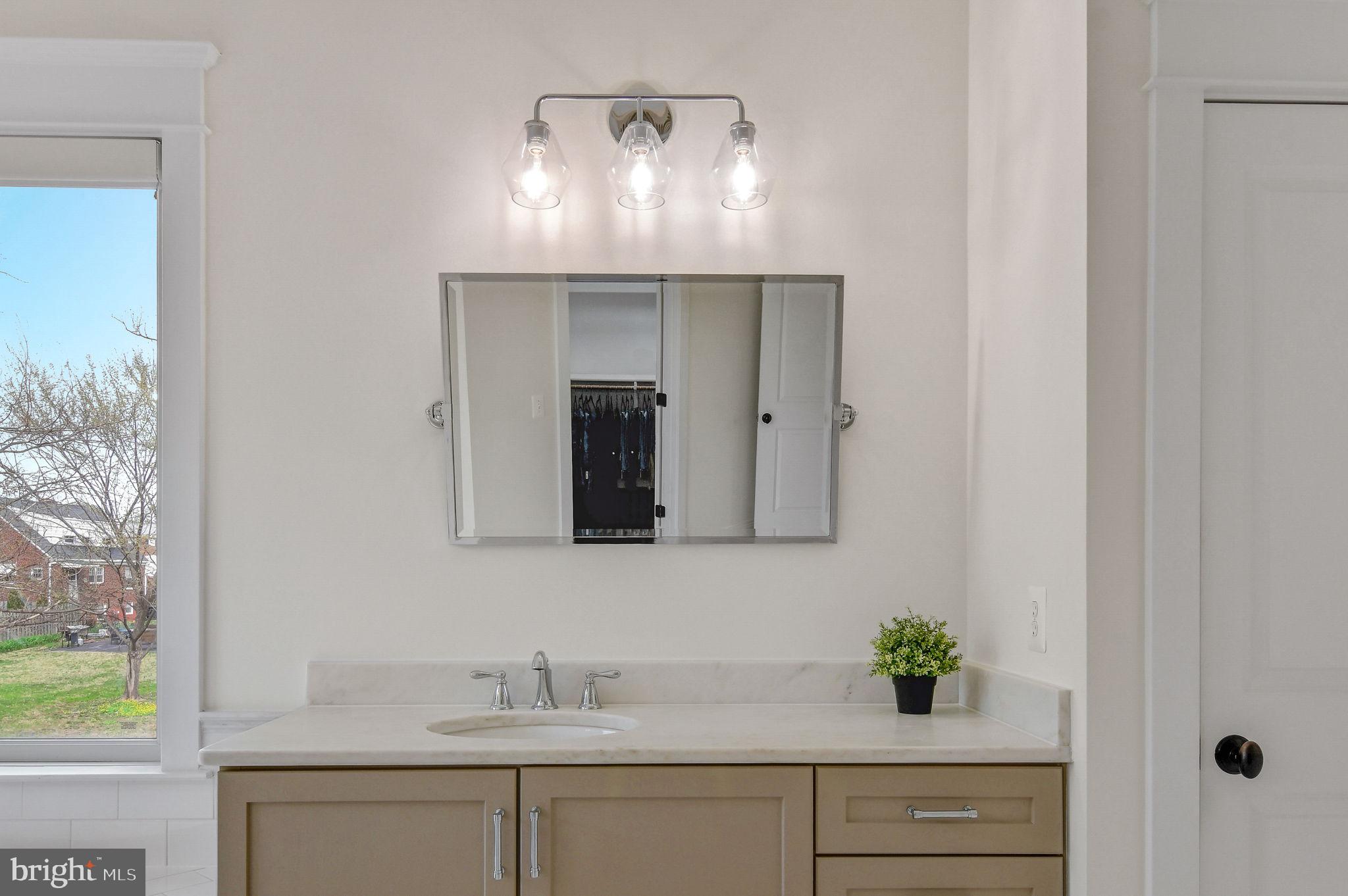 LYON PARK - Residential