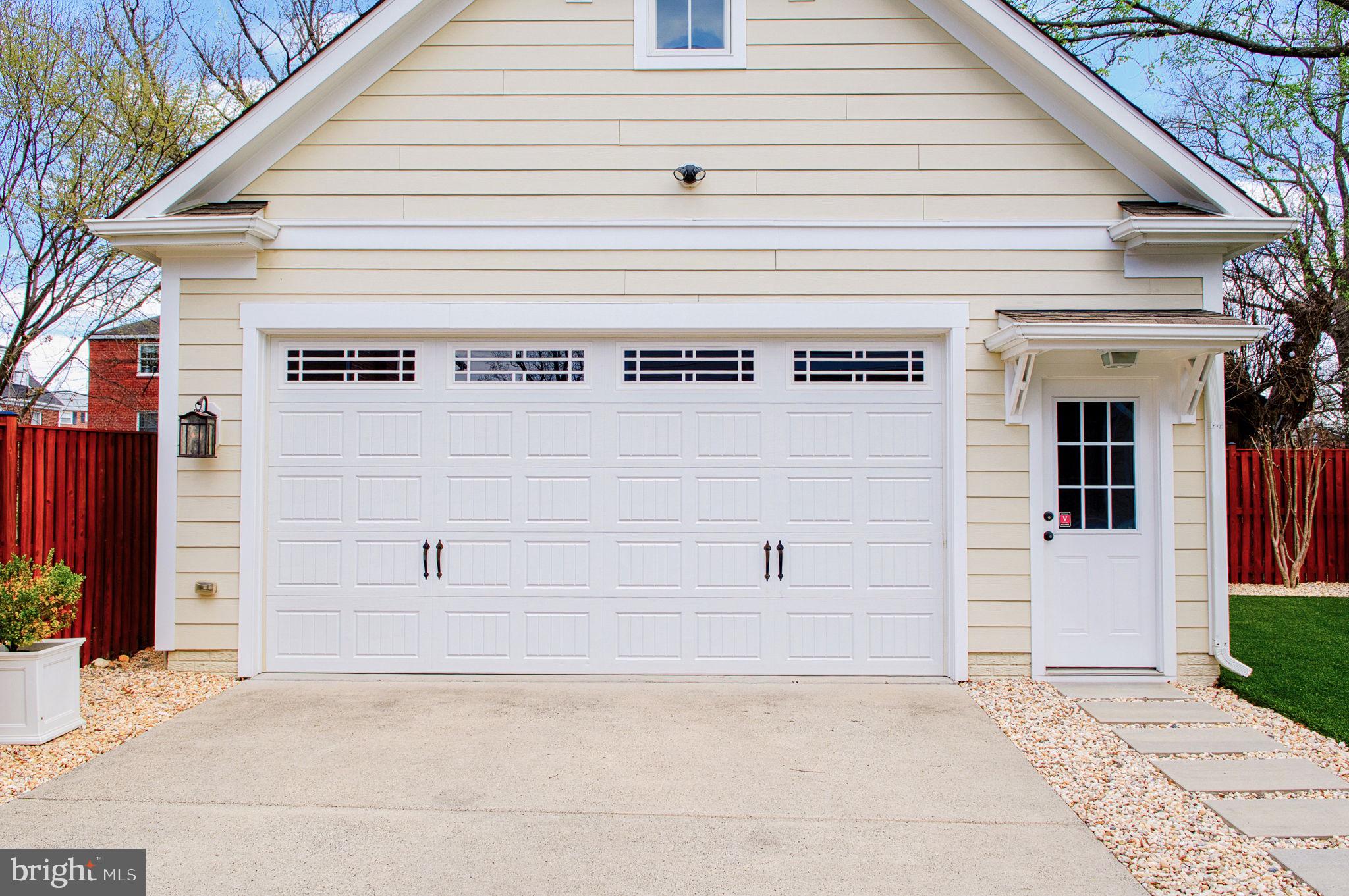 LYON PARK - Residential