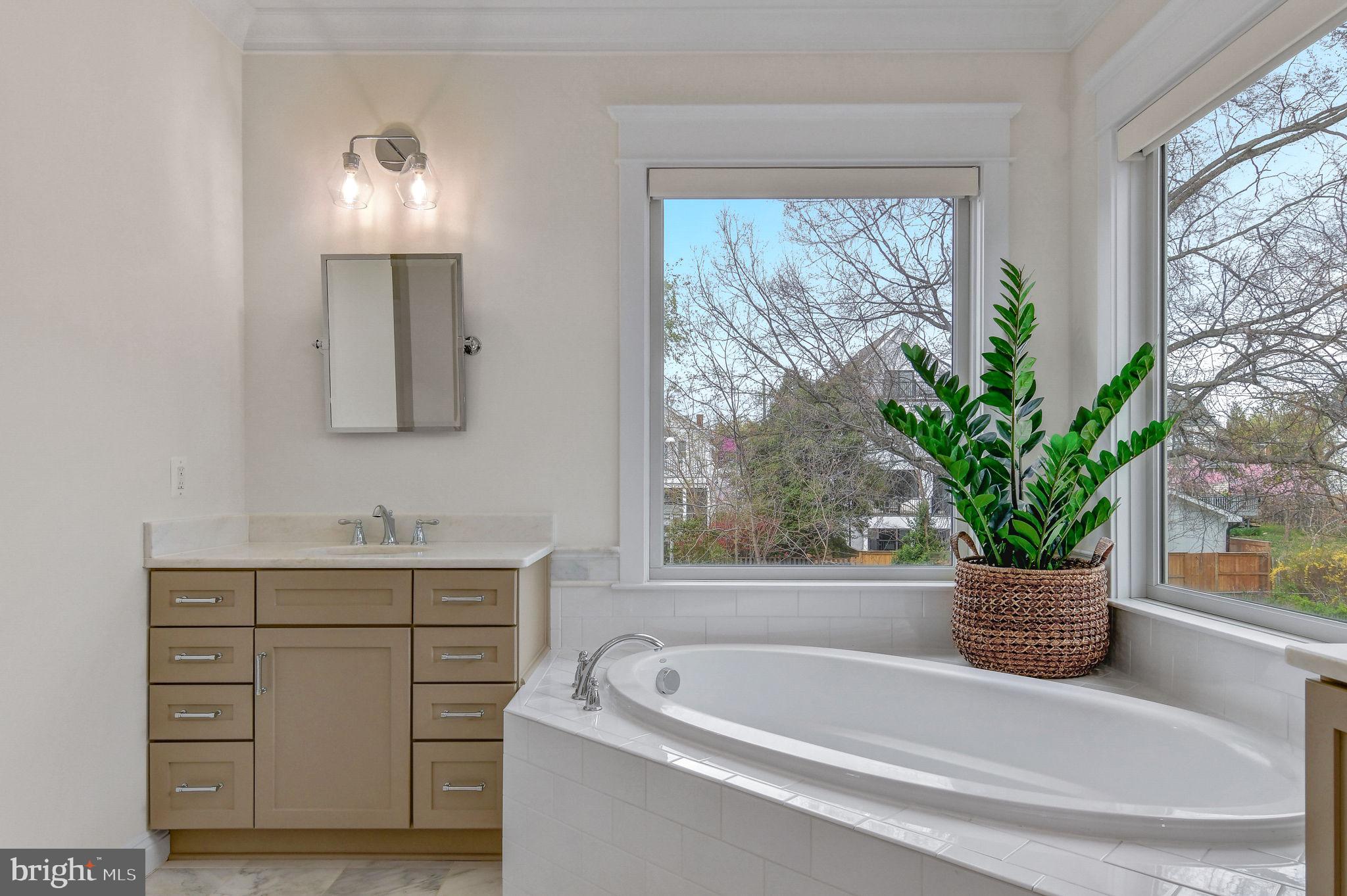 LYON PARK - Residential