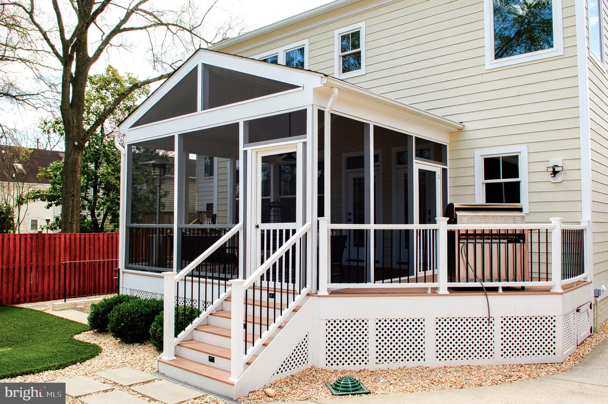 LYON PARK - Residential