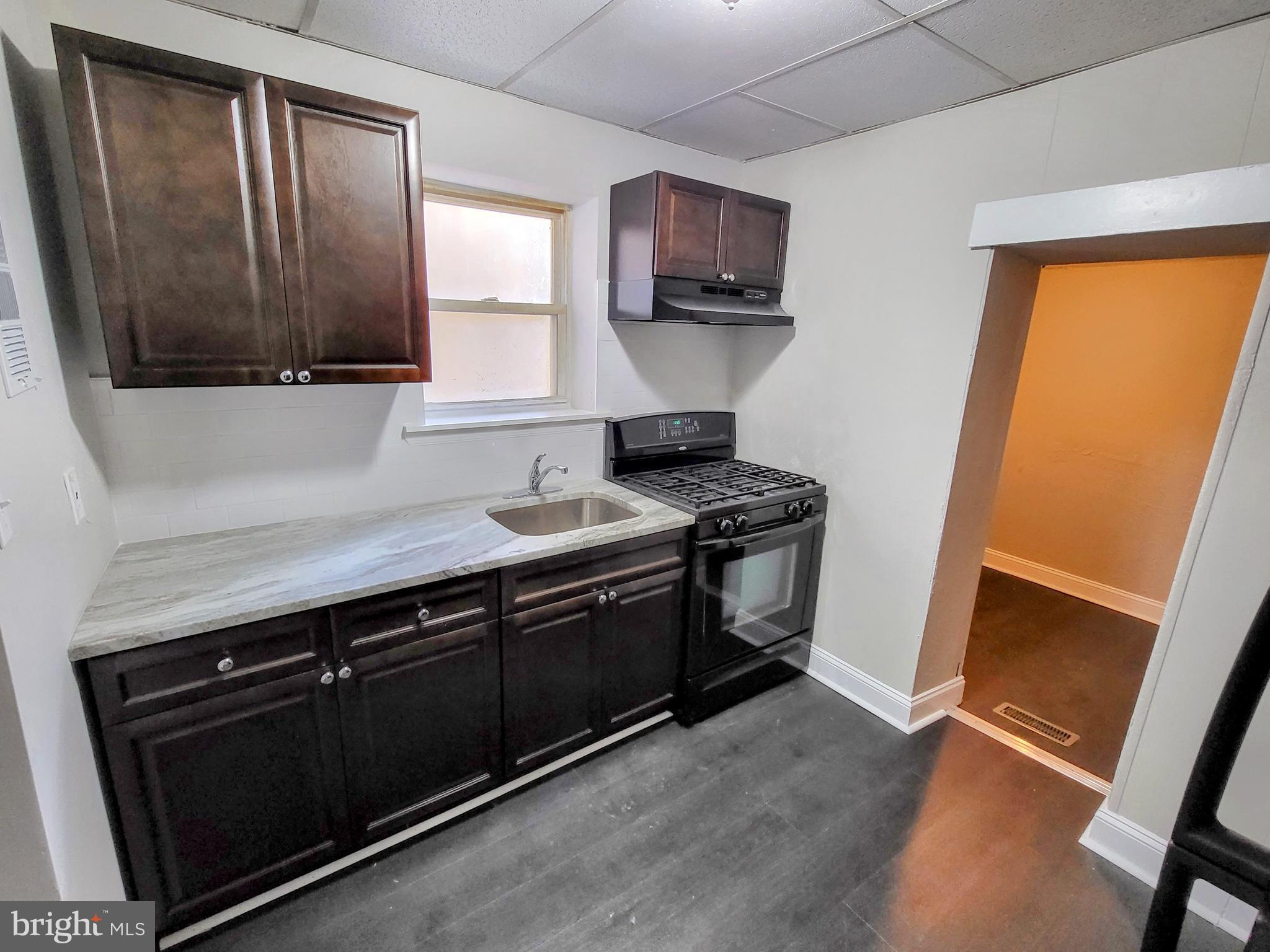 WEST PASSYUNK - Residential Lease