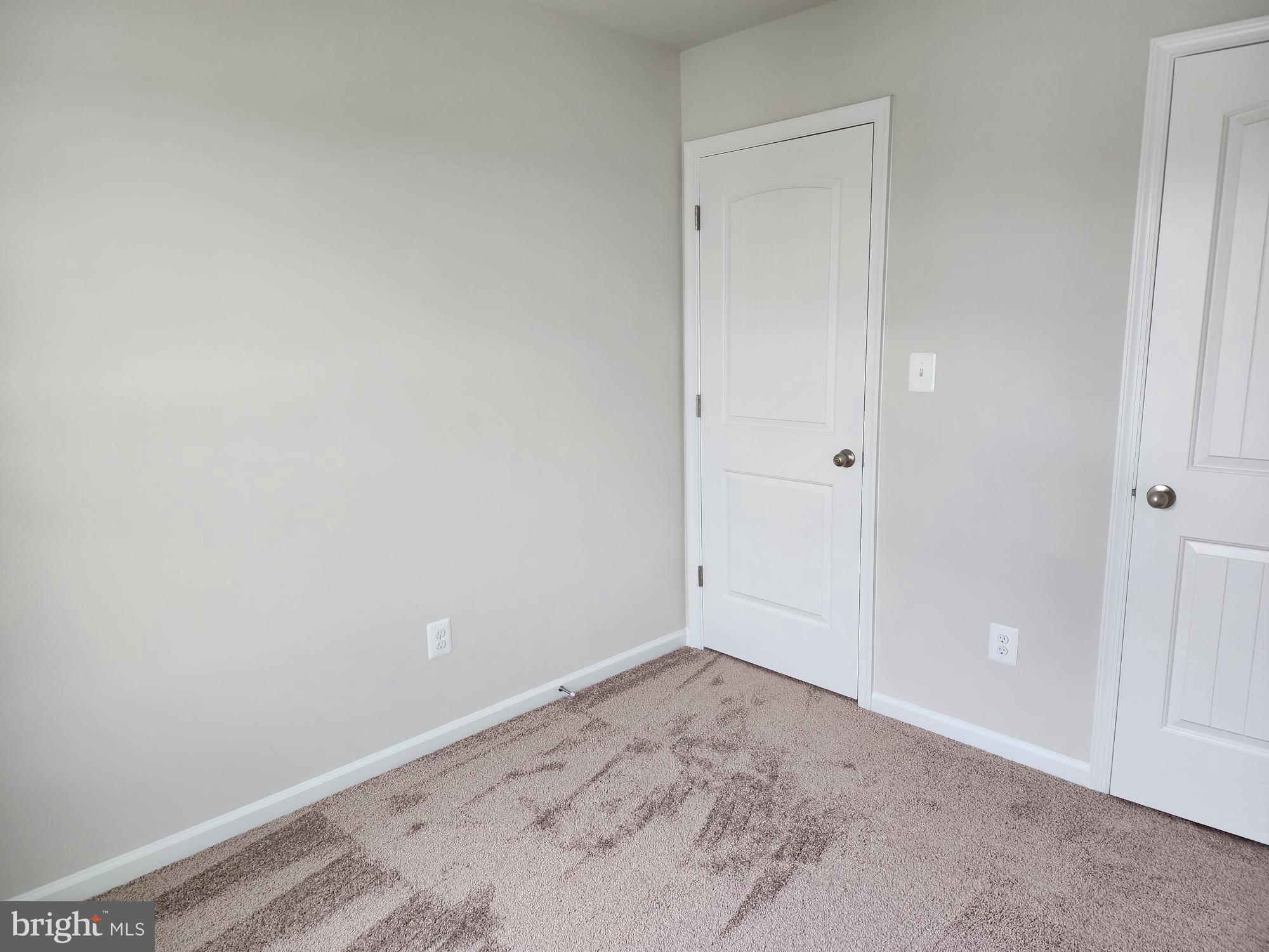 HOMEPLACE AT RIVERSIDE - Residential Lease