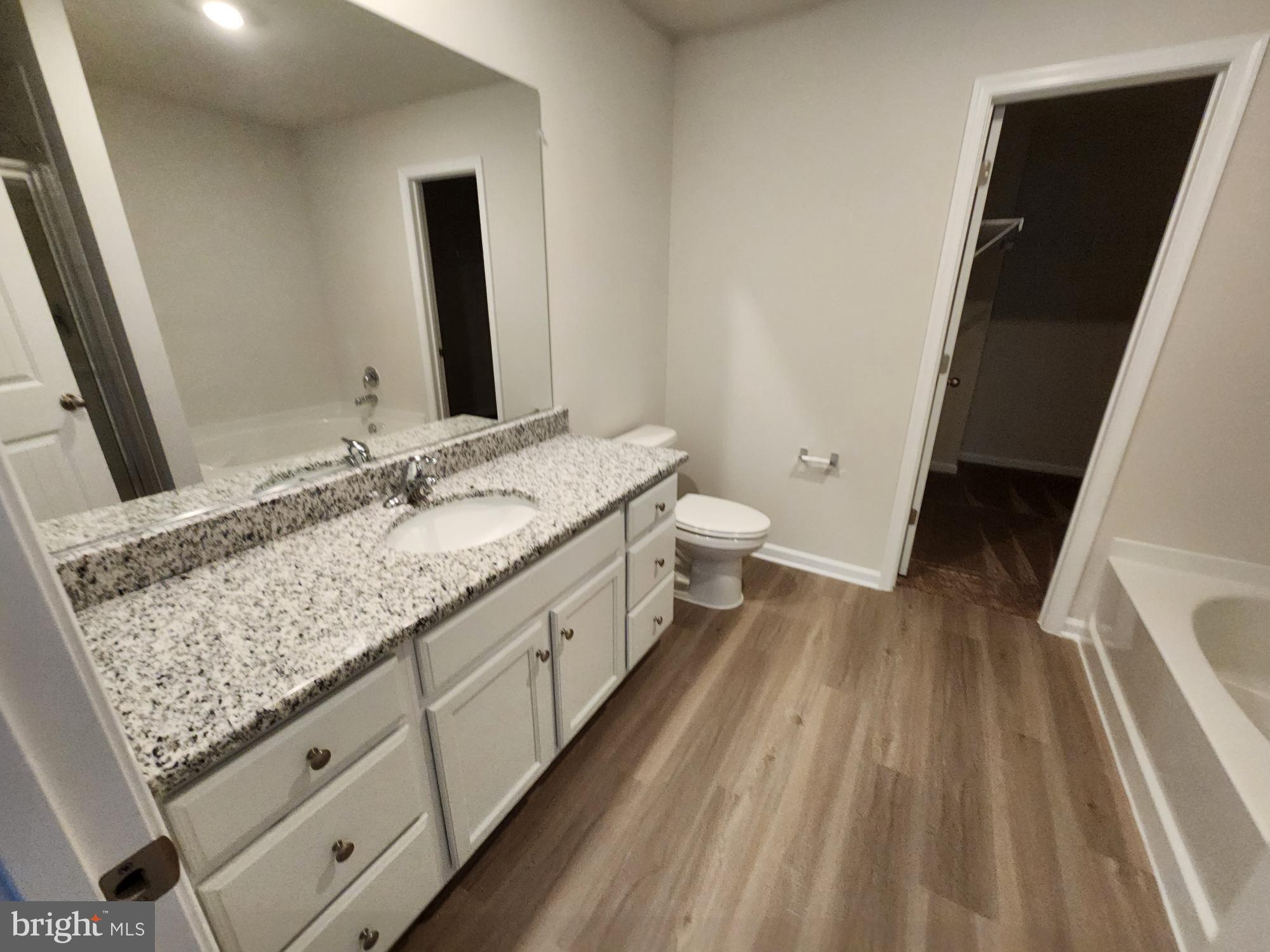 HOMEPLACE AT RIVERSIDE - Residential Lease