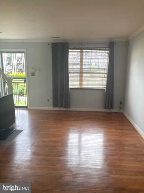 HIGHLAND AT LANDOVER STATION - Residential