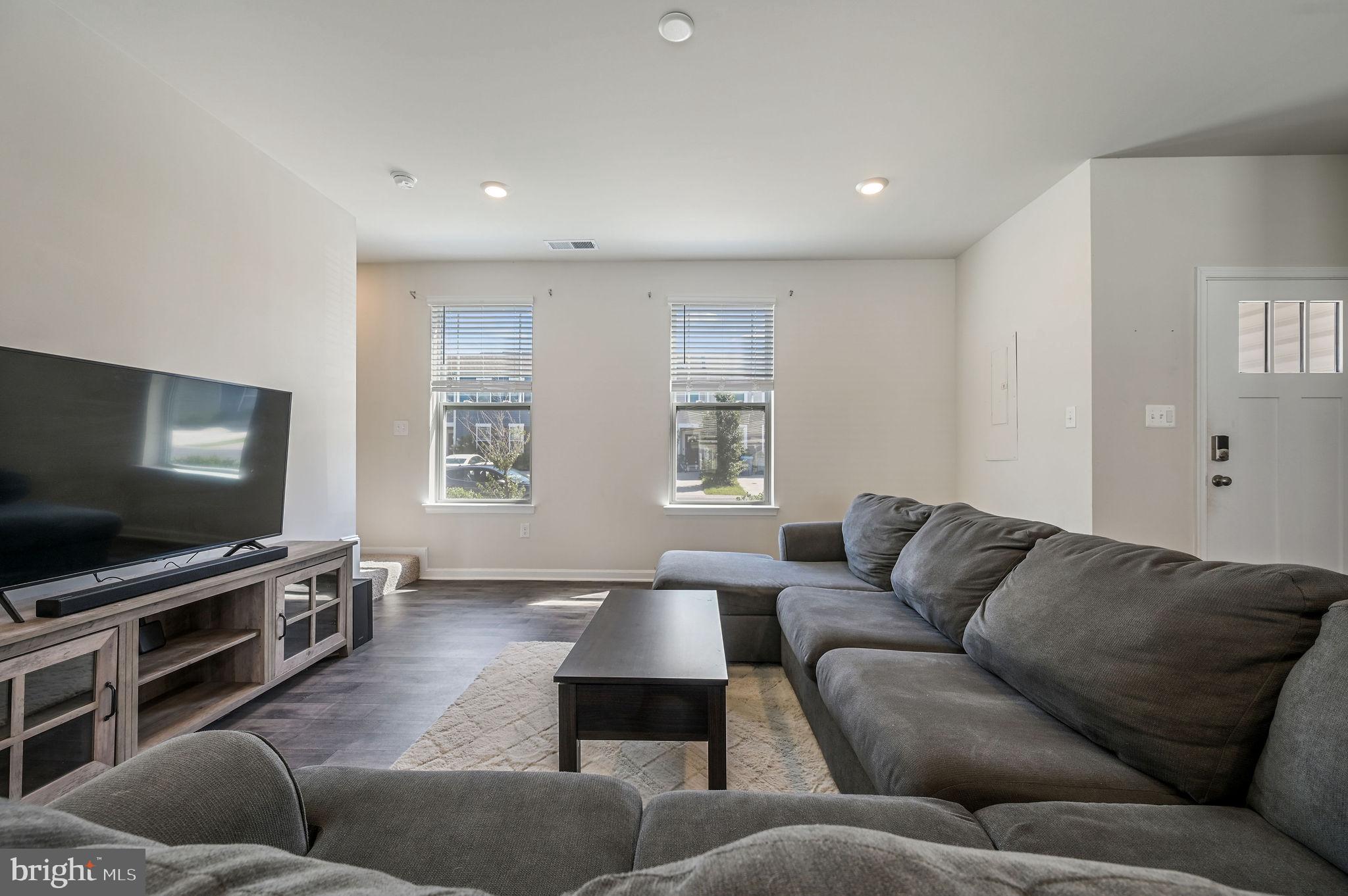 GREENS AT WYOMING - Residential