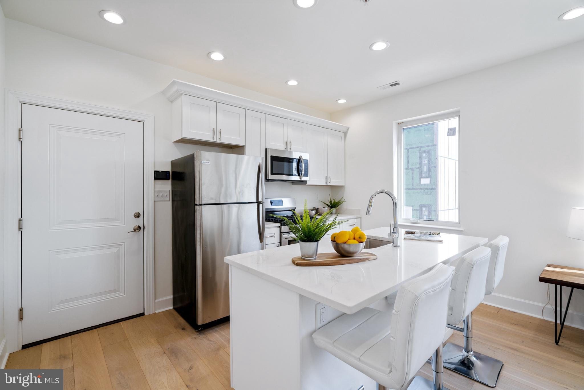 SOUTH KENSINGTON - Residential