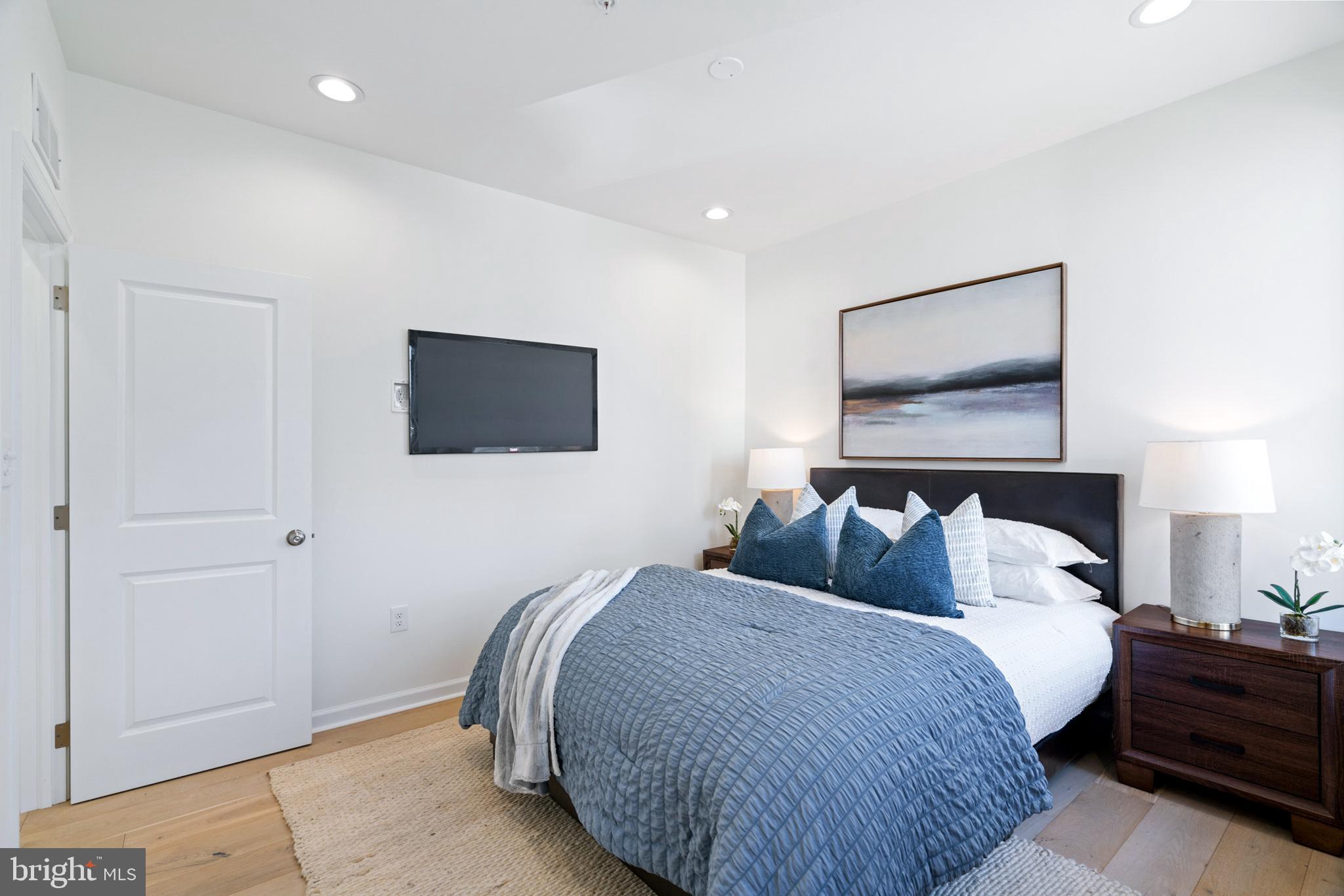 SOUTH KENSINGTON - Residential