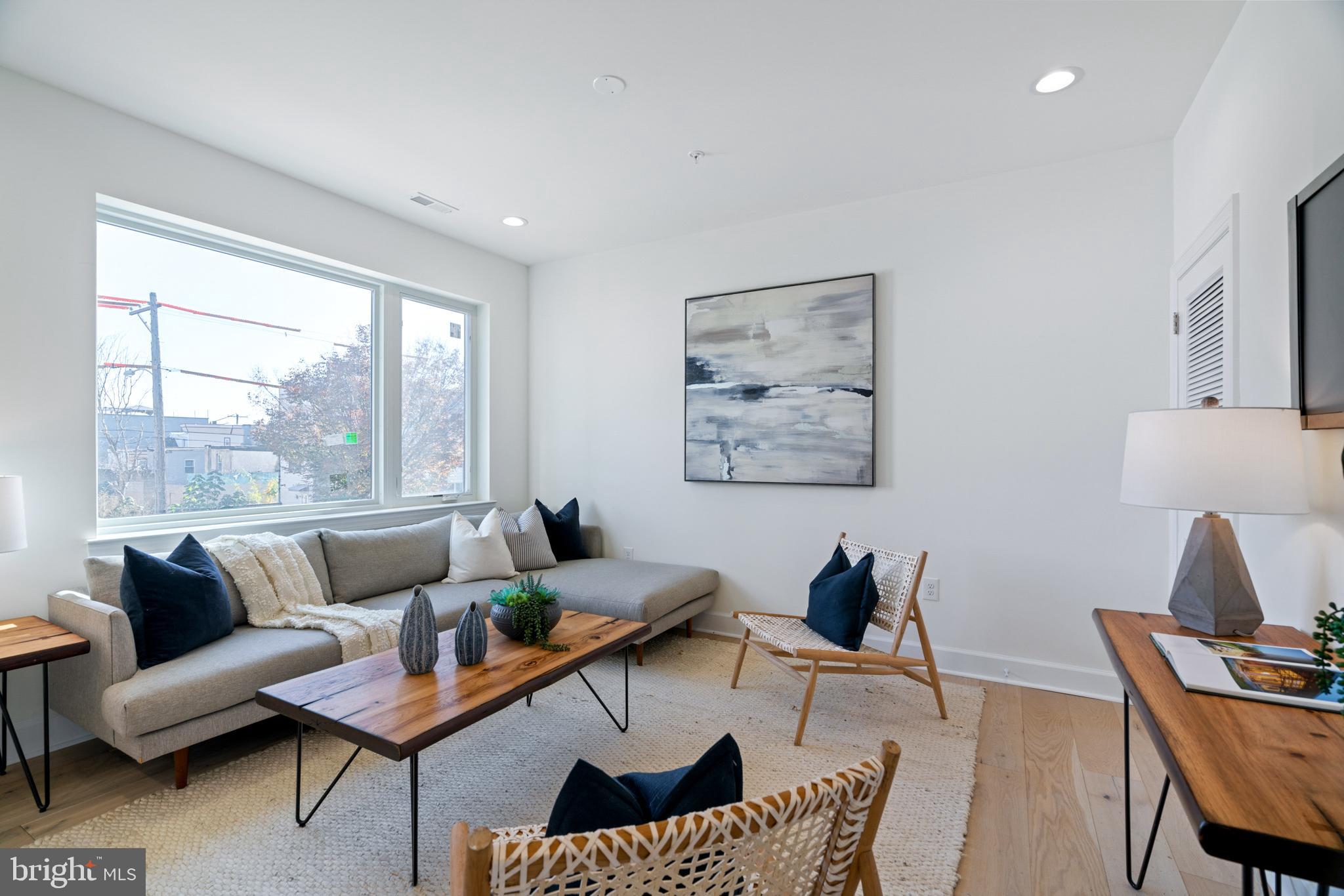 SOUTH KENSINGTON - Residential