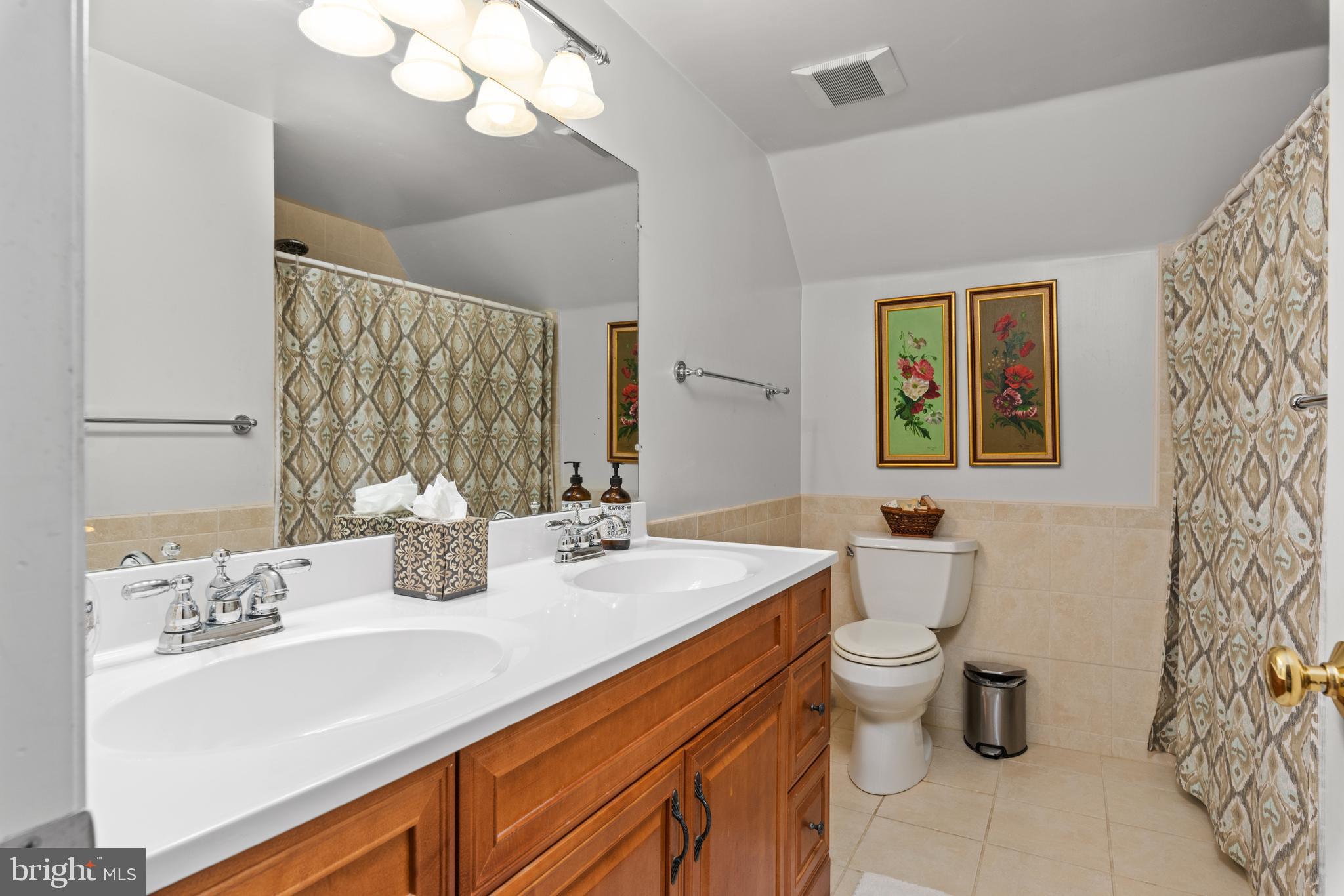 ULMSTEAD ESTATES - Residential