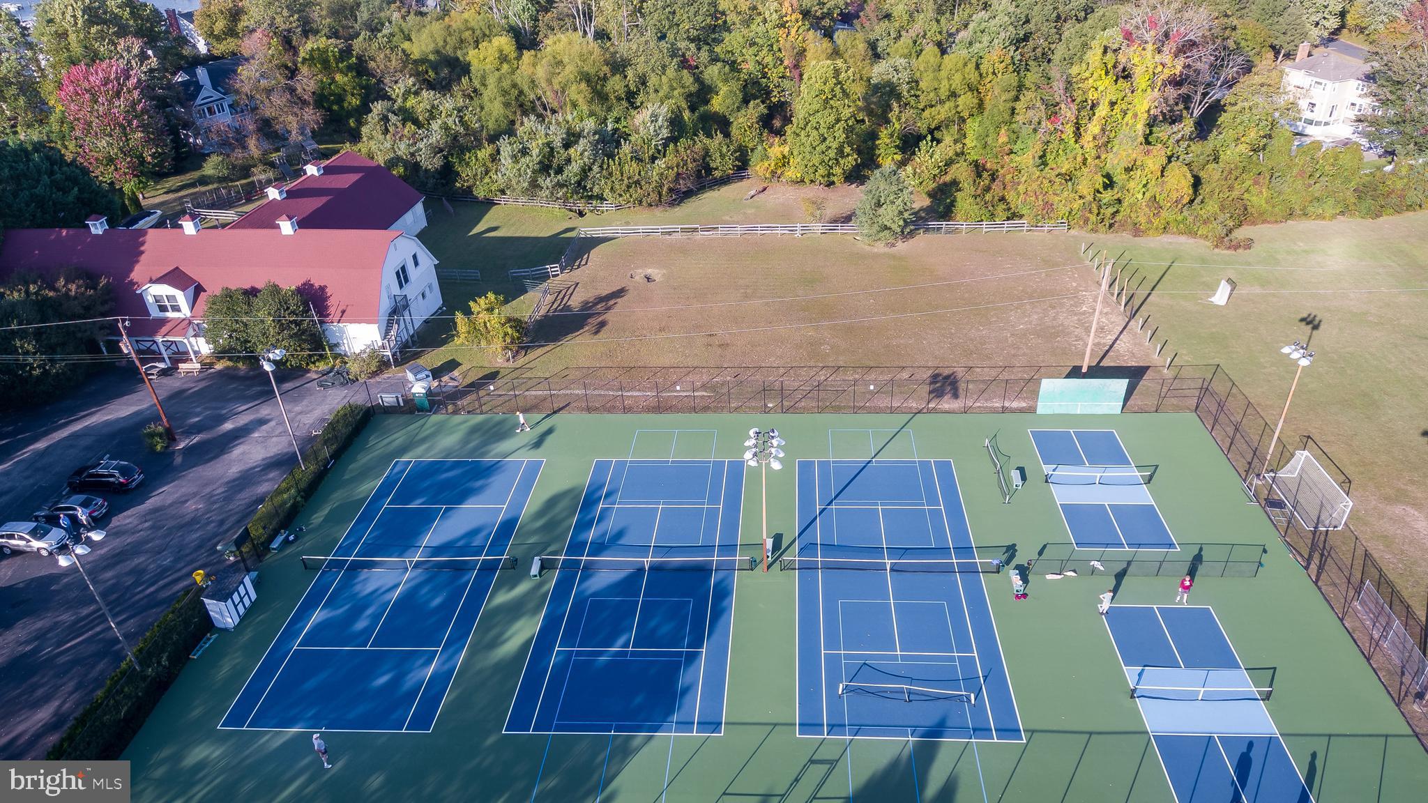 ULMSTEAD ESTATES - Residential