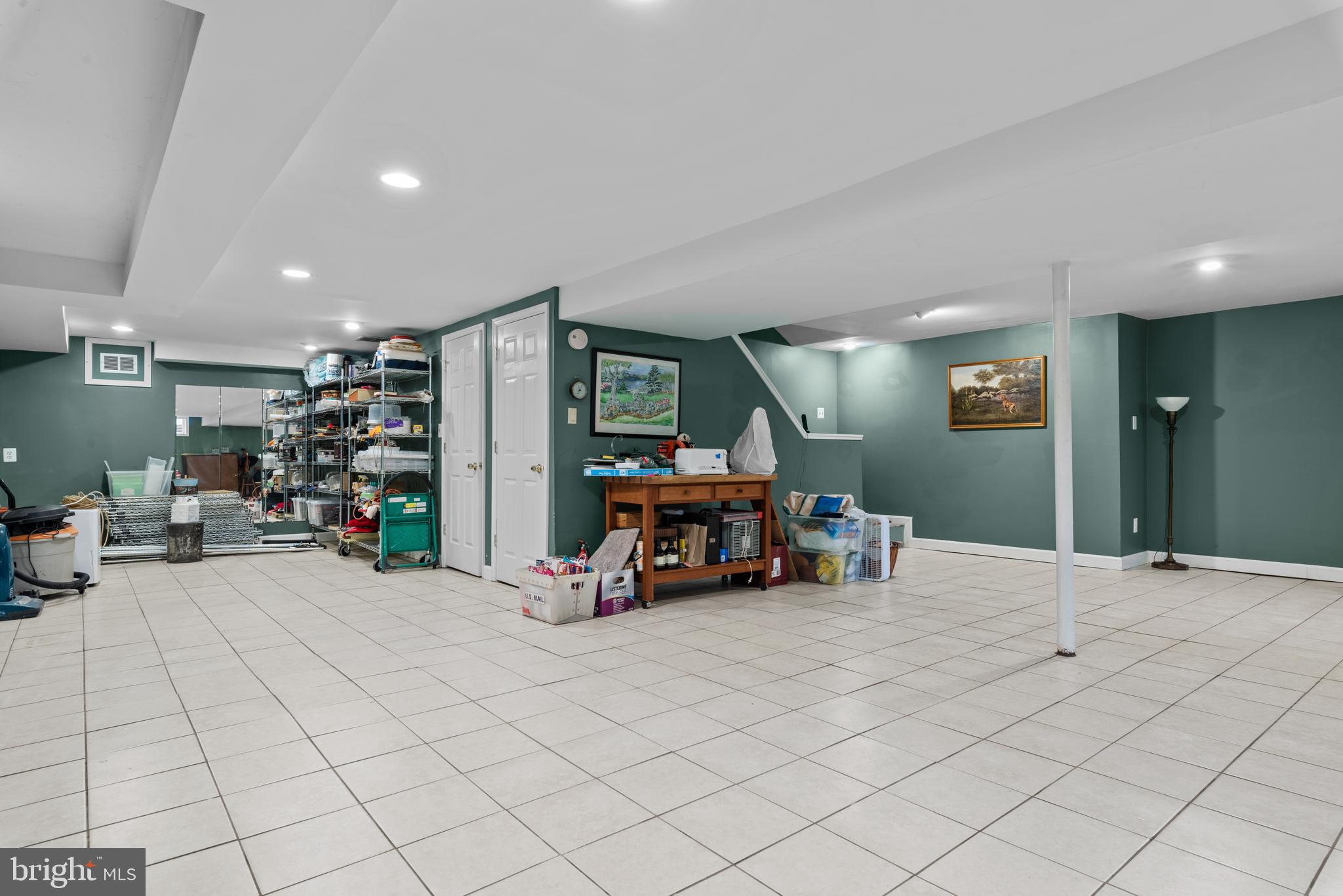 ULMSTEAD ESTATES - Residential