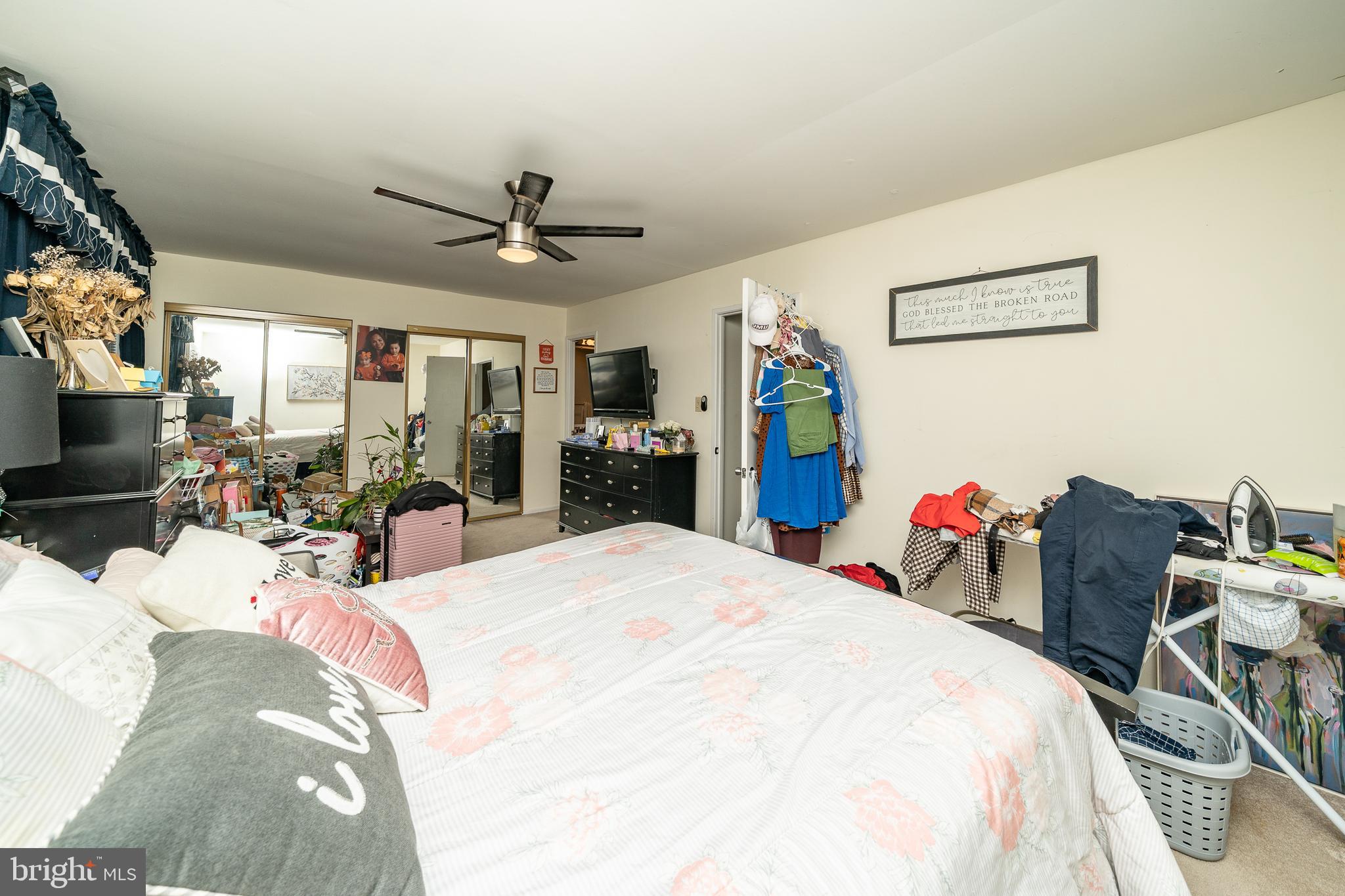 WALKERS CHOICE - Residential