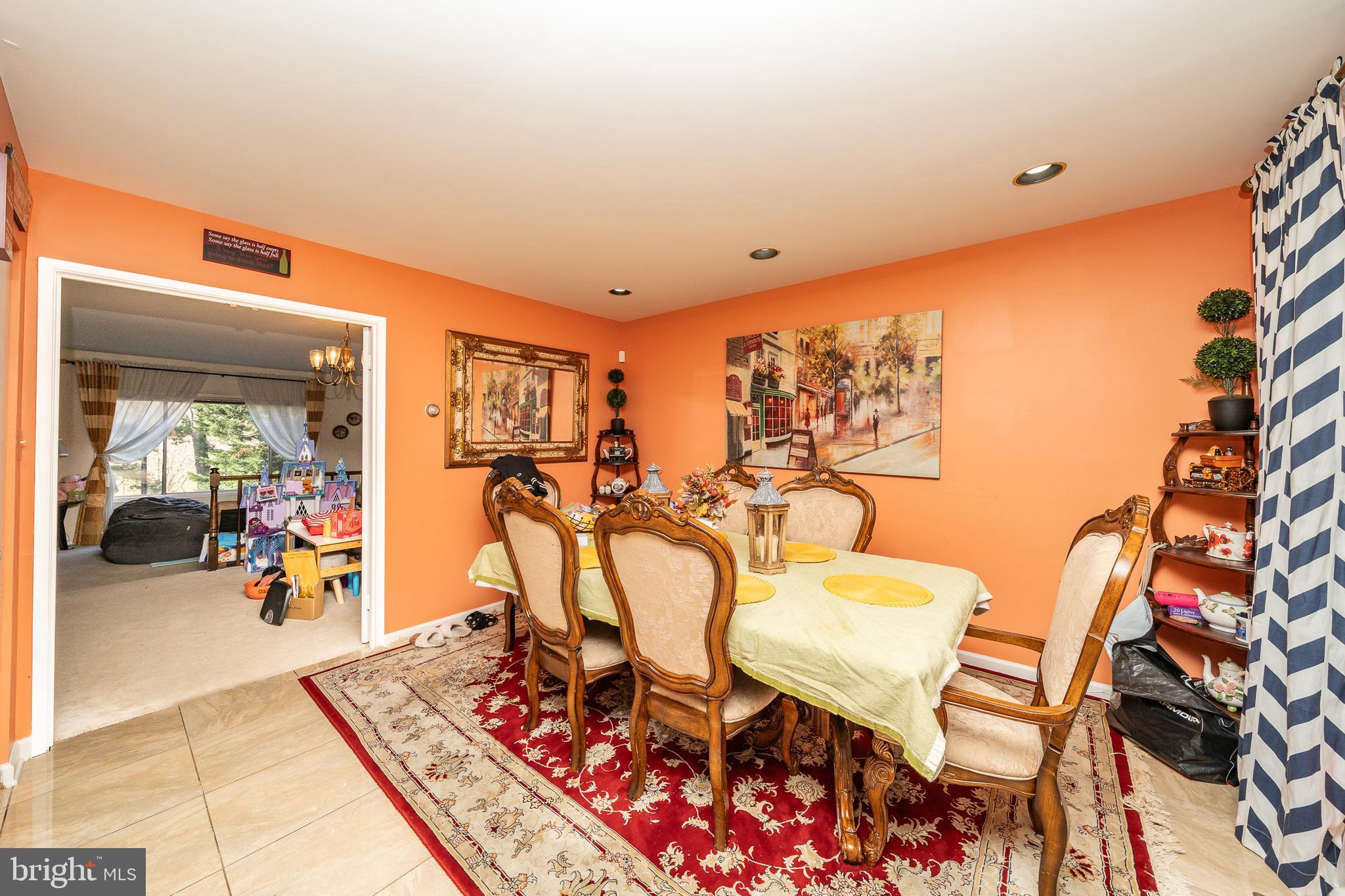 WALKERS CHOICE - Residential