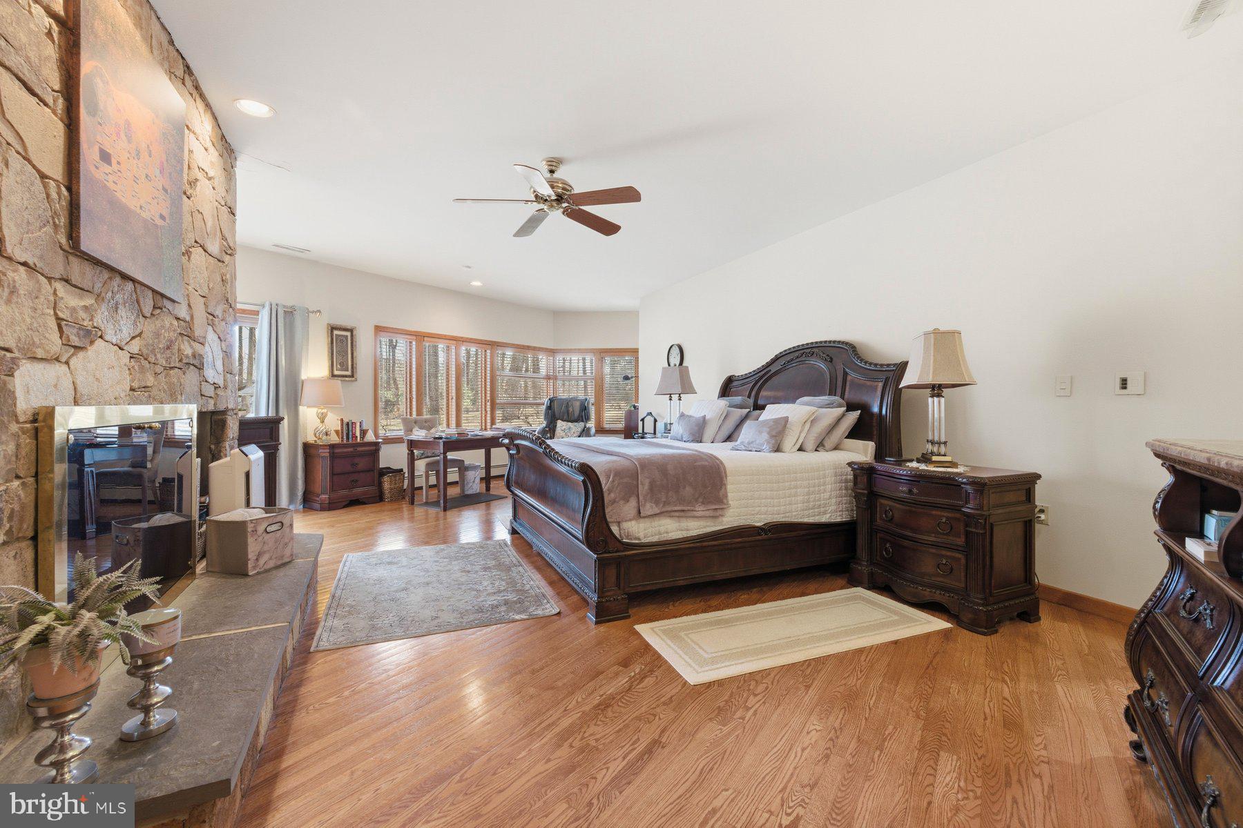 BUCKSKIN WOODS - Residential