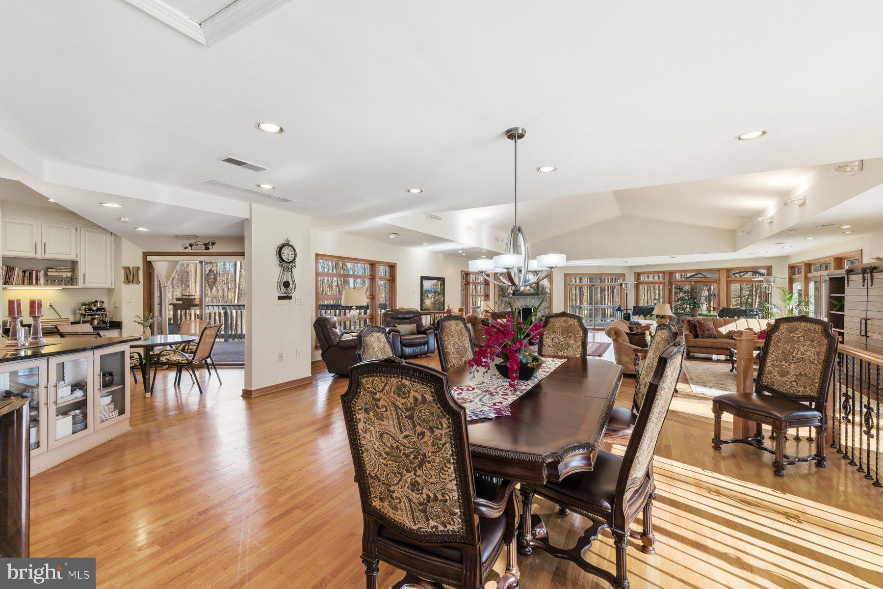 BUCKSKIN WOODS - Residential