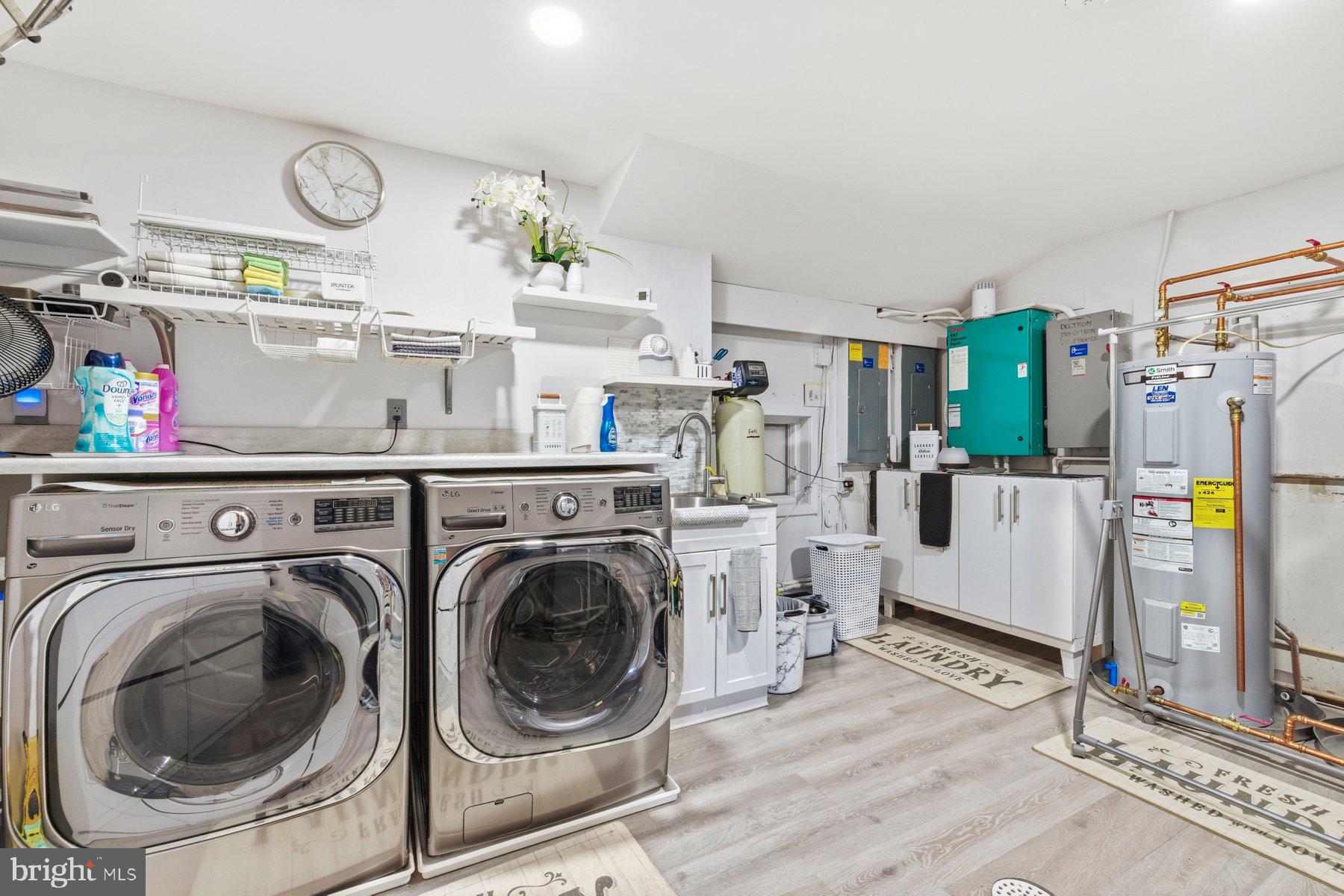 BUCKSKIN WOODS - Residential