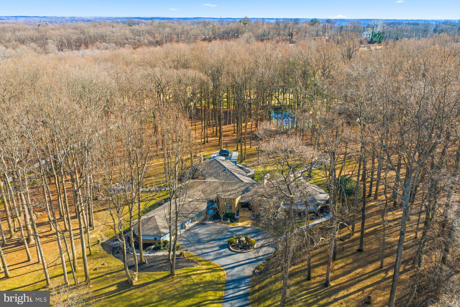 BUCKSKIN WOODS - Residential