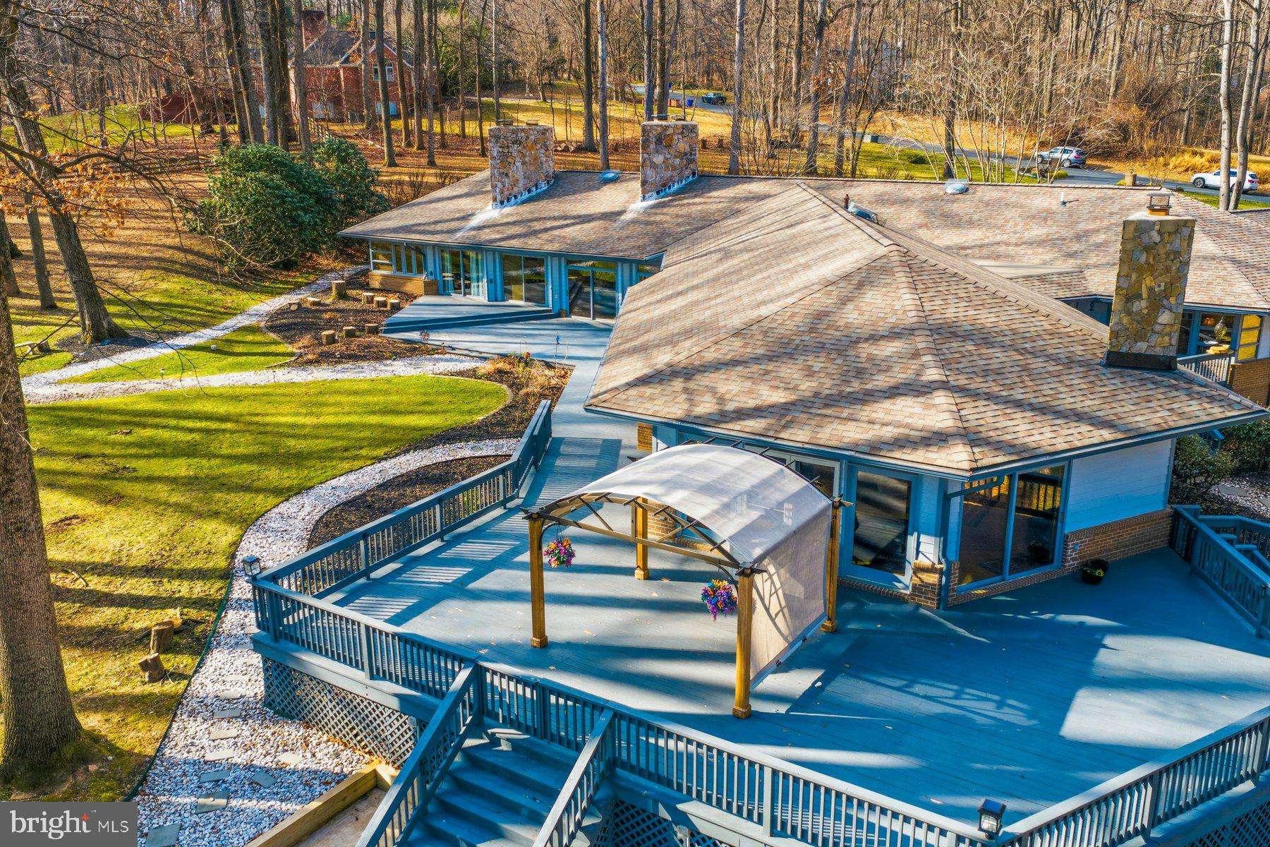 BUCKSKIN WOODS - Residential