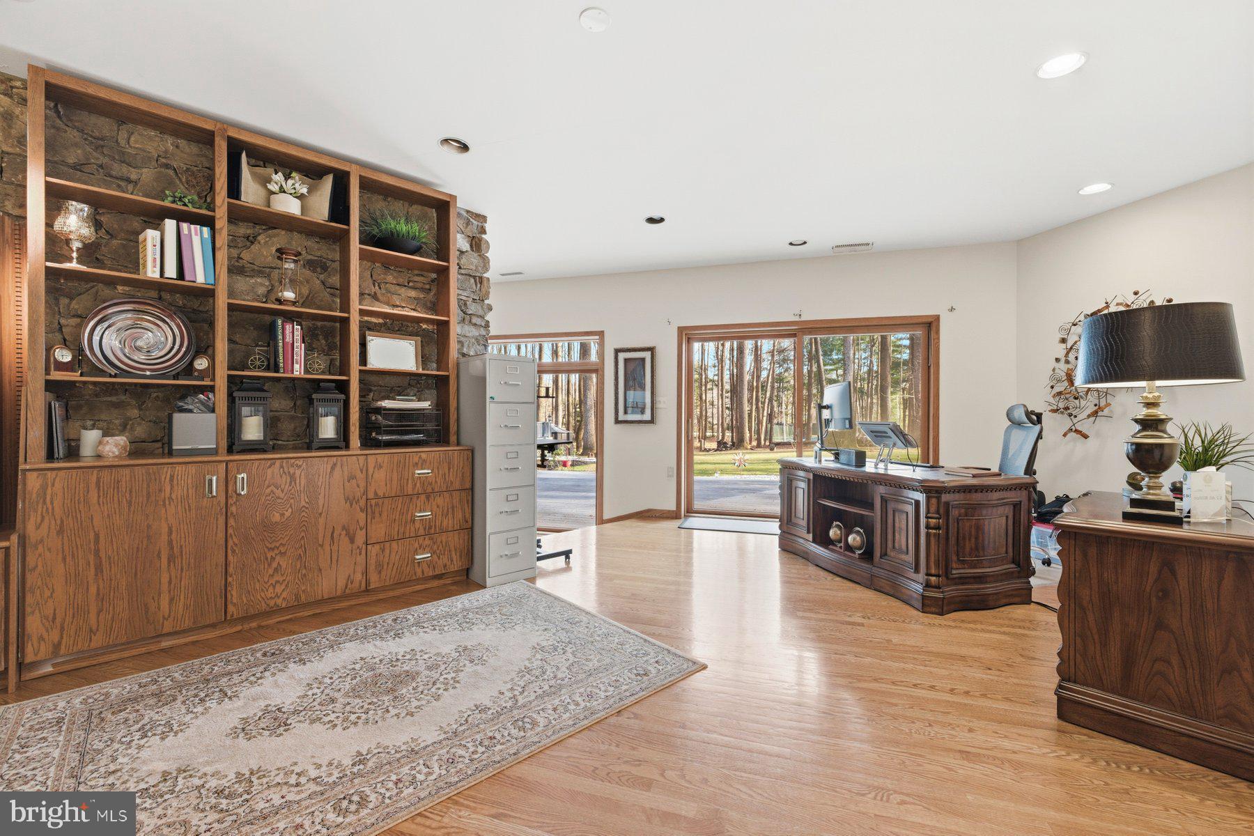 BUCKSKIN WOODS - Residential