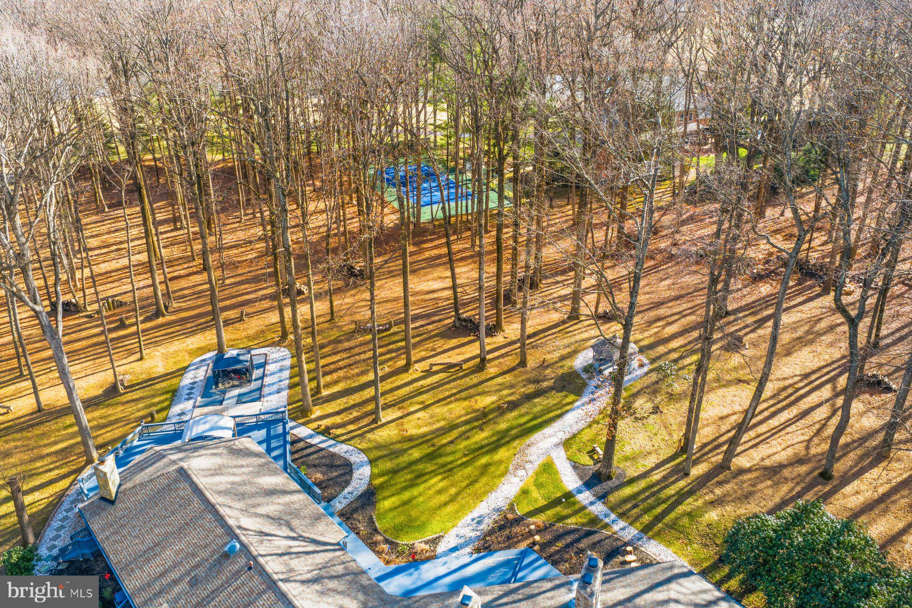 BUCKSKIN WOODS - Residential