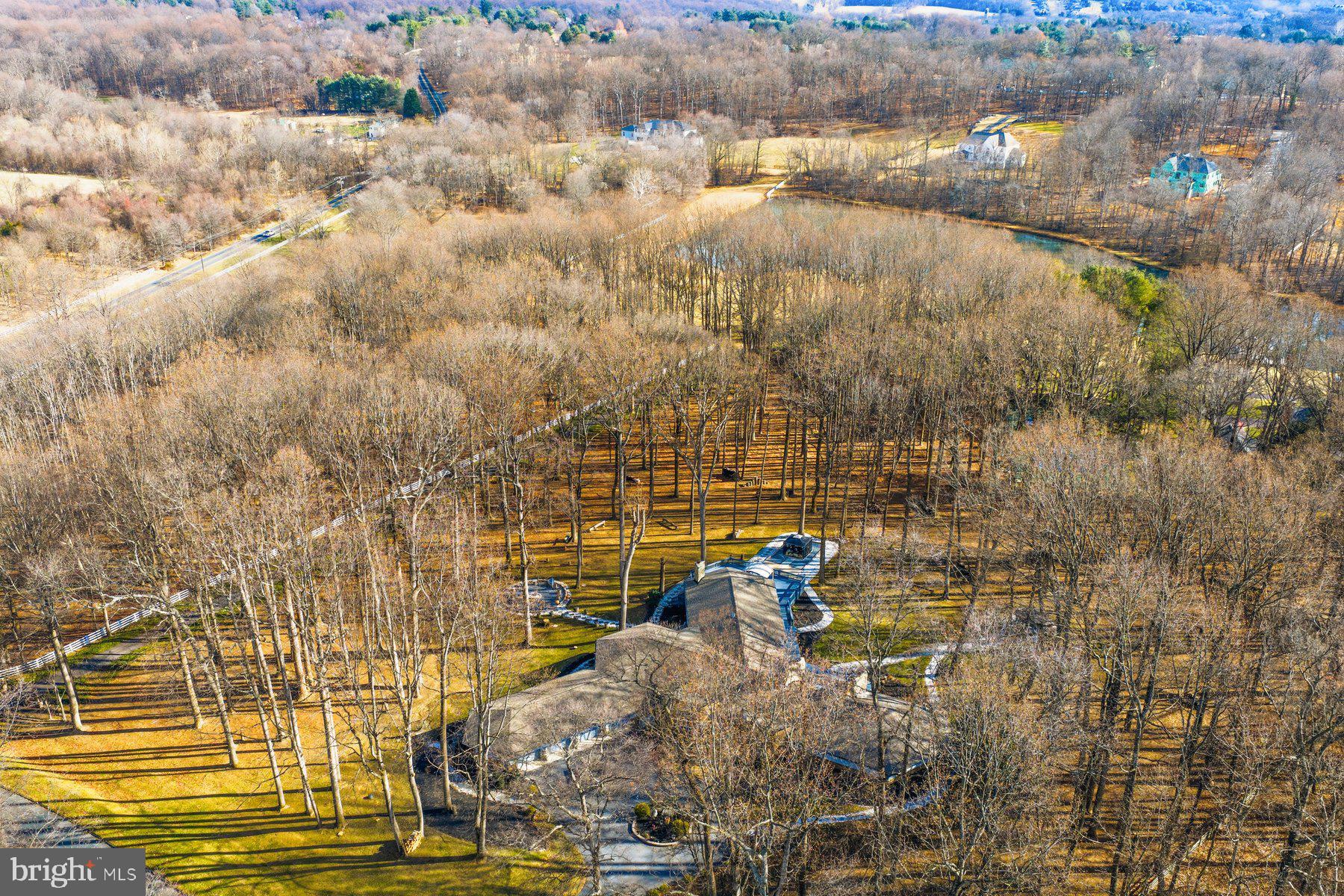 BUCKSKIN WOODS - Residential