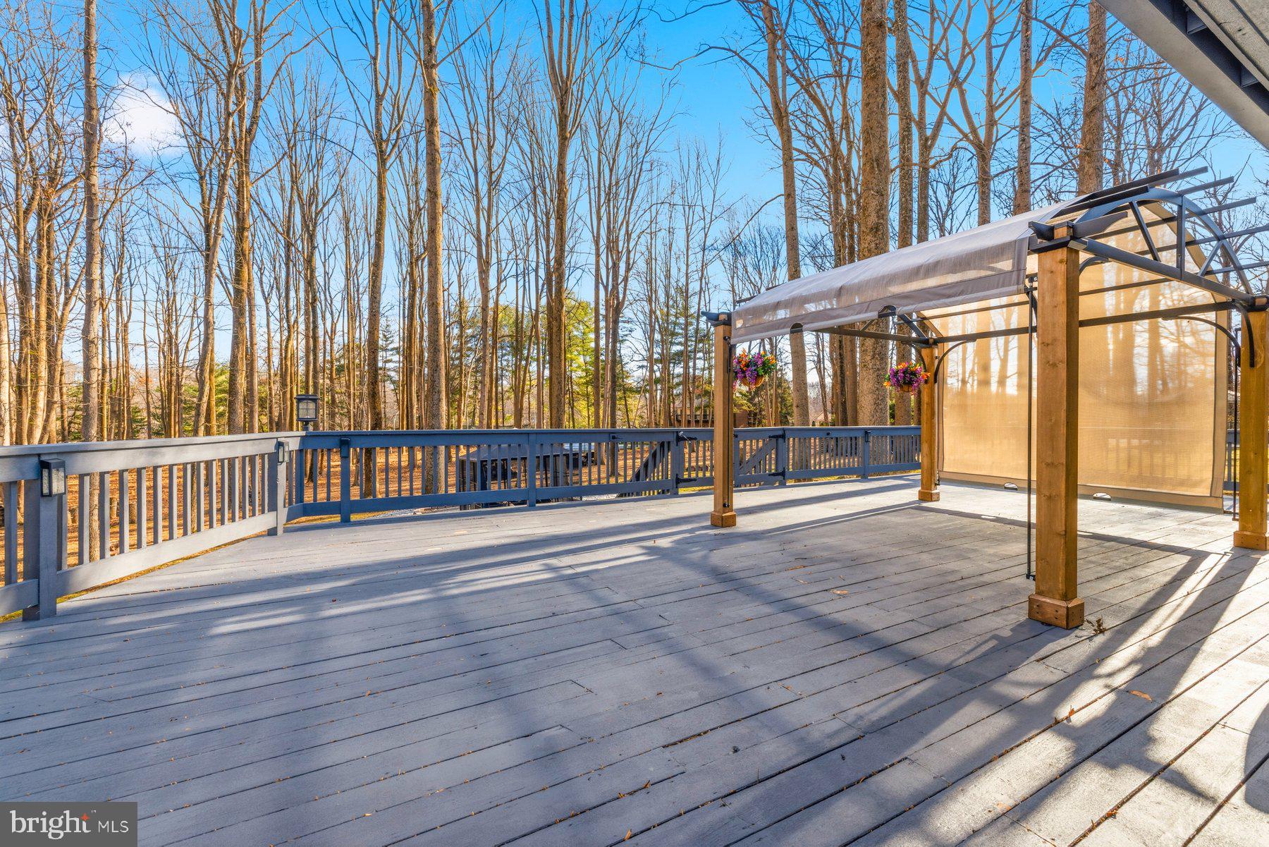 BUCKSKIN WOODS - Residential