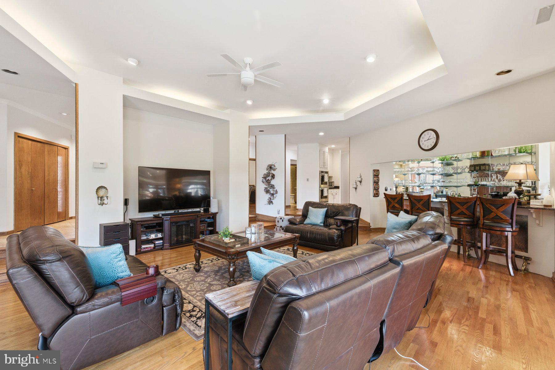 BUCKSKIN WOODS - Residential