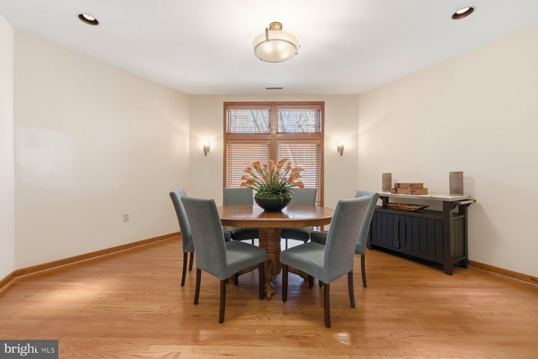 BUCKSKIN WOODS - Residential