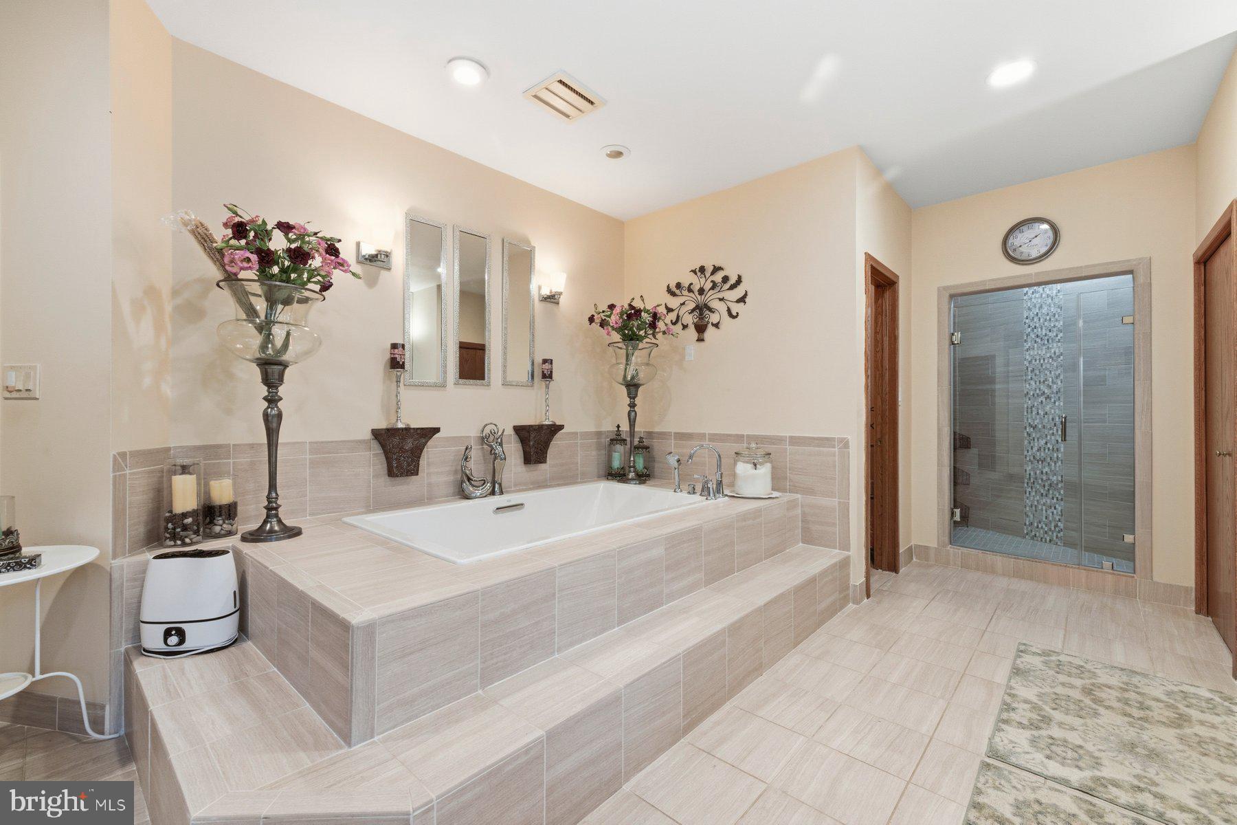 BUCKSKIN WOODS - Residential