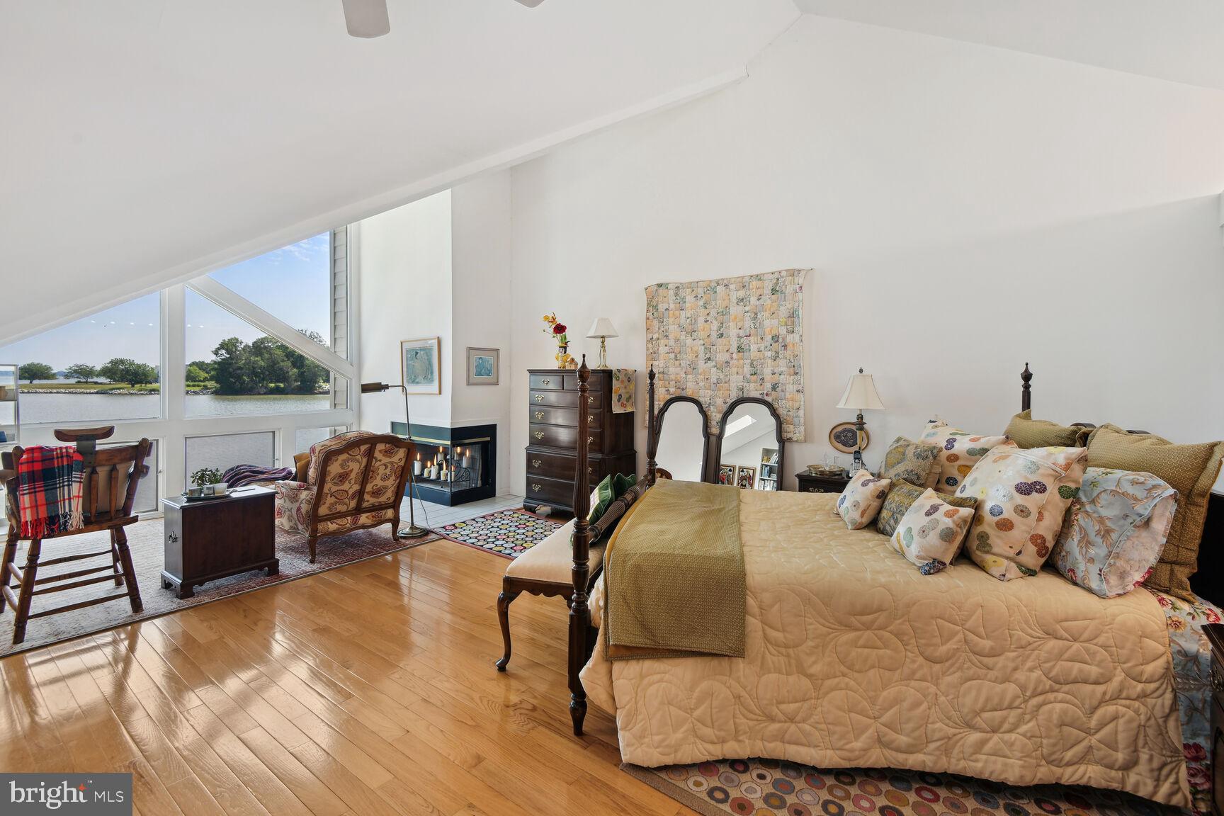 HAMBLETON COVE - Residential