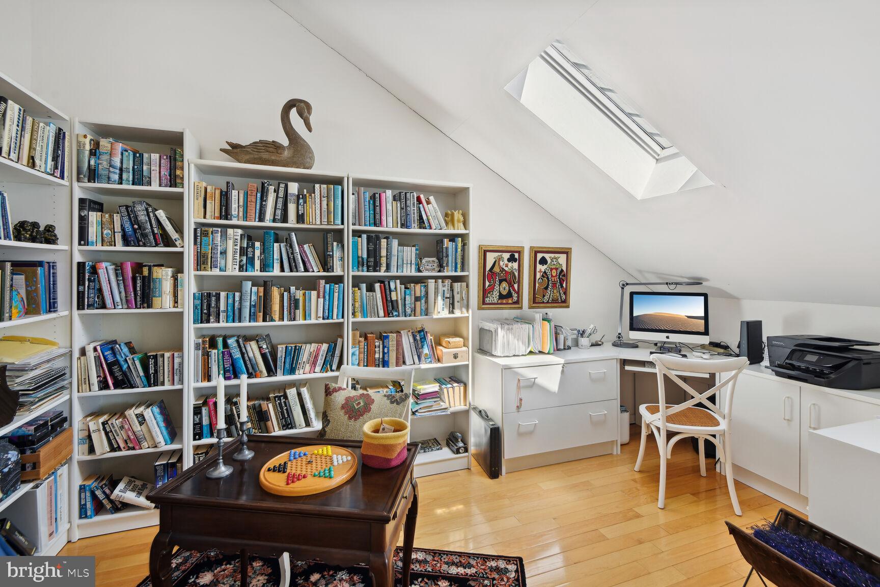 HAMBLETON COVE - Residential