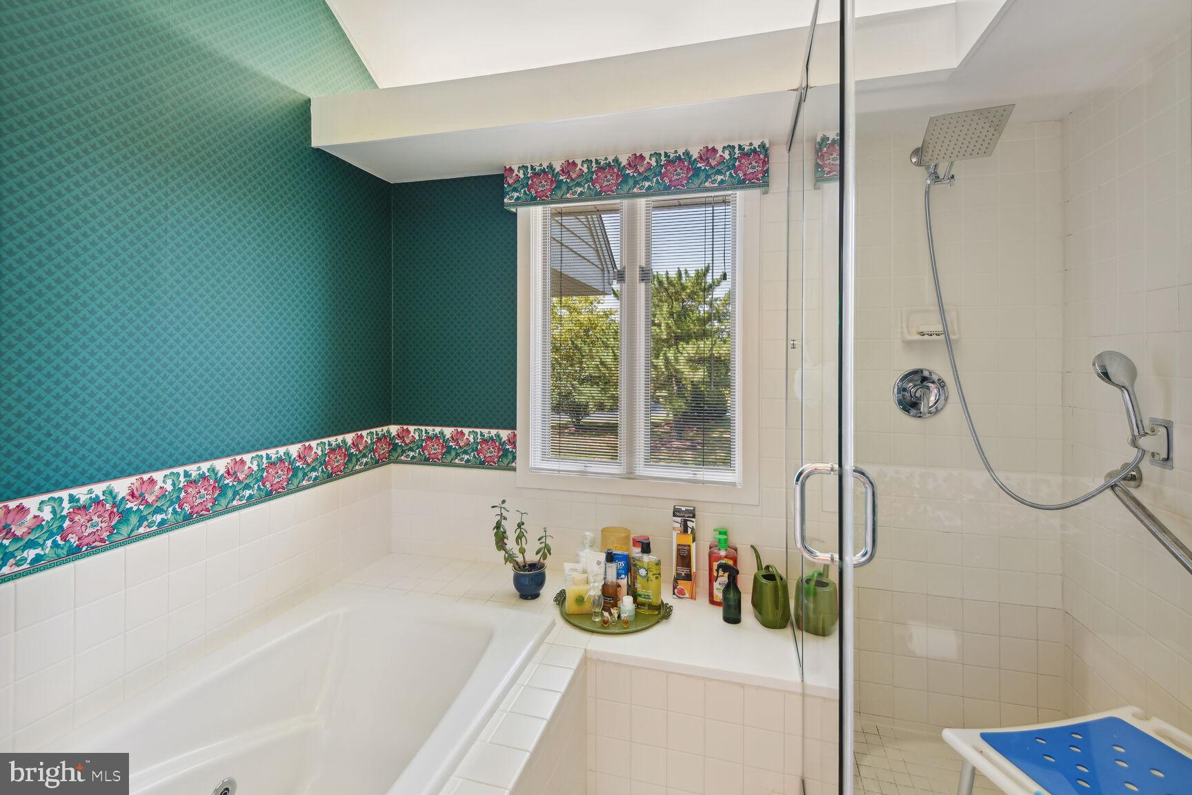 HAMBLETON COVE - Residential