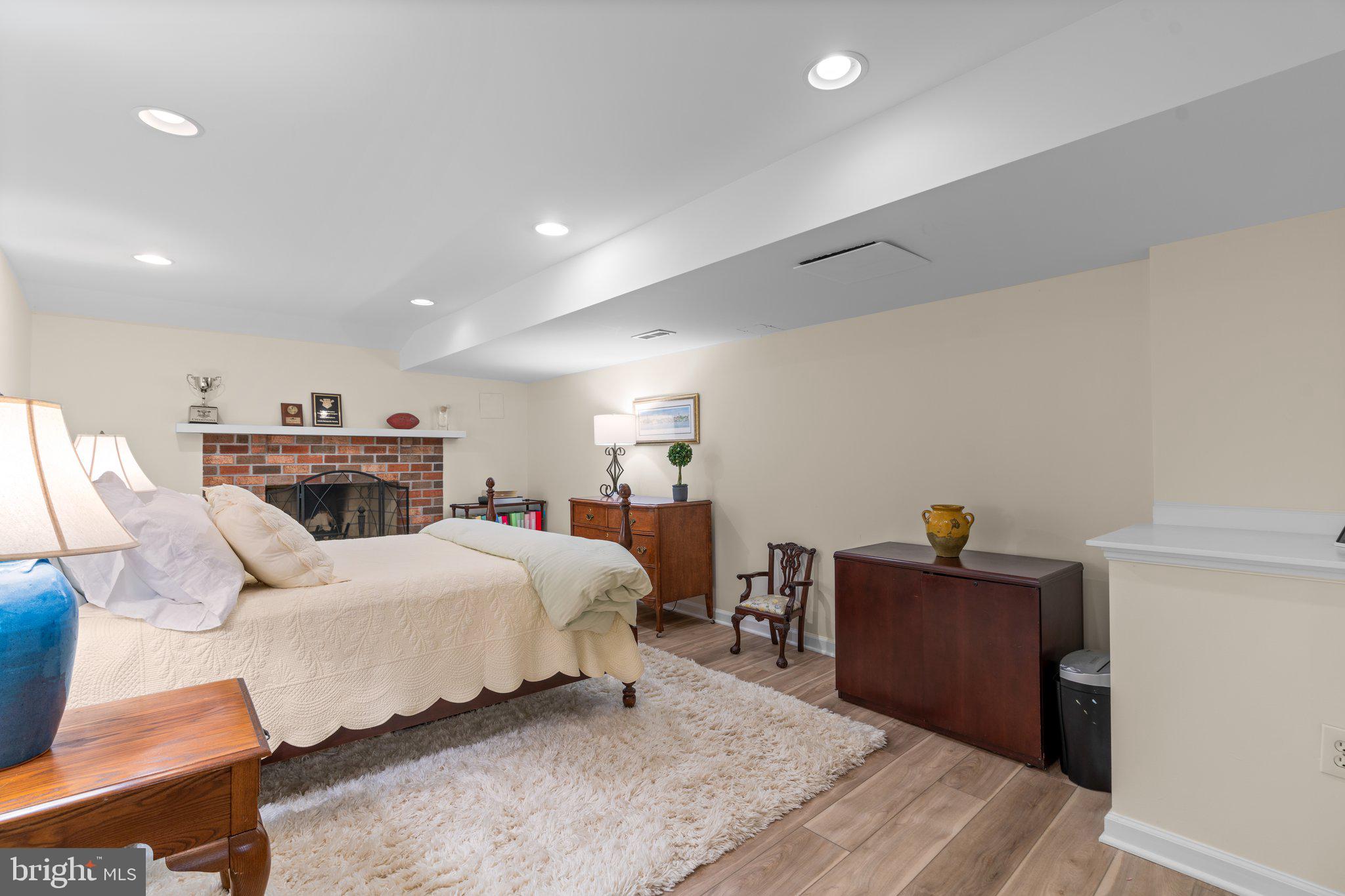 ANNAPOLIS - Residential