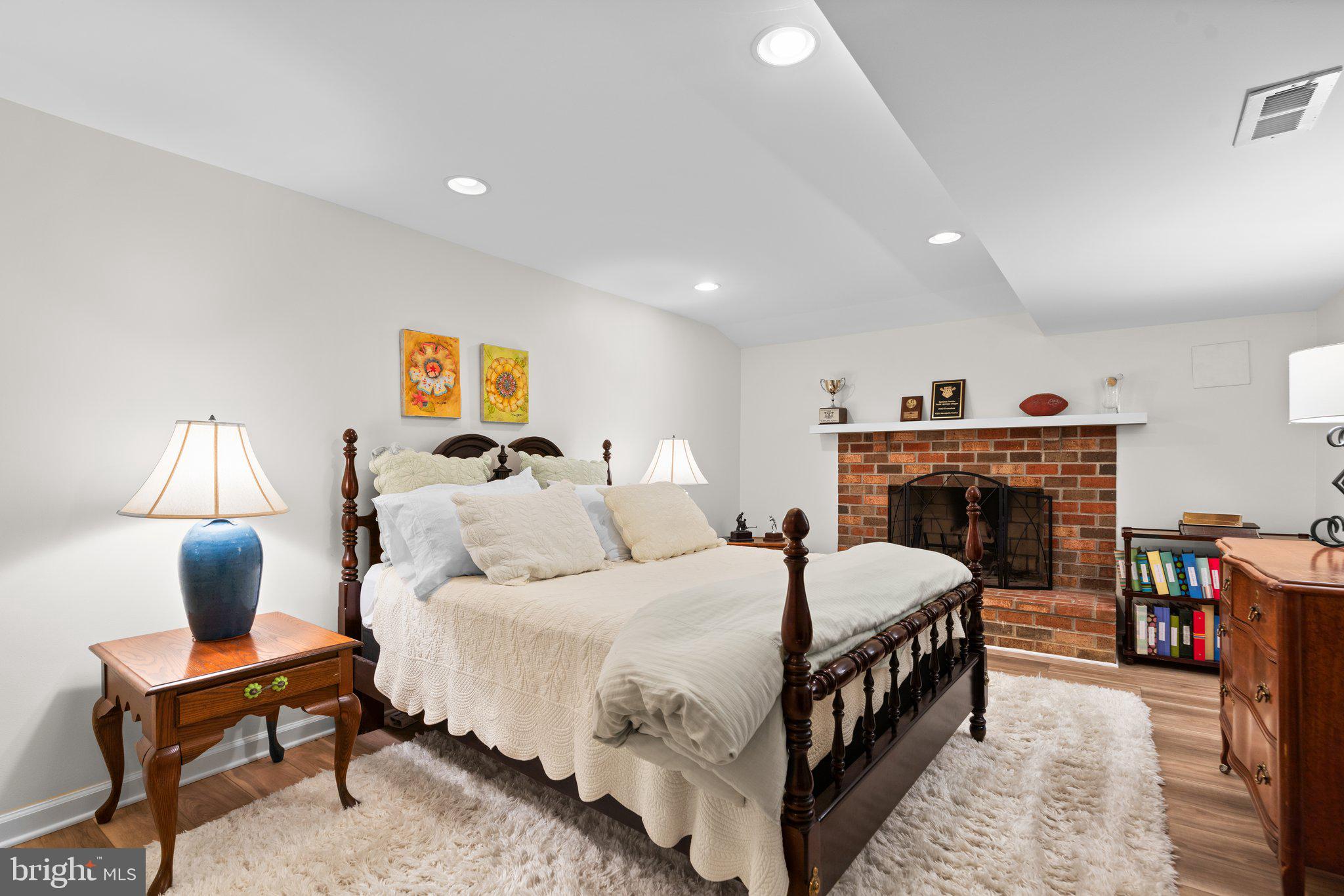 ANNAPOLIS - Residential