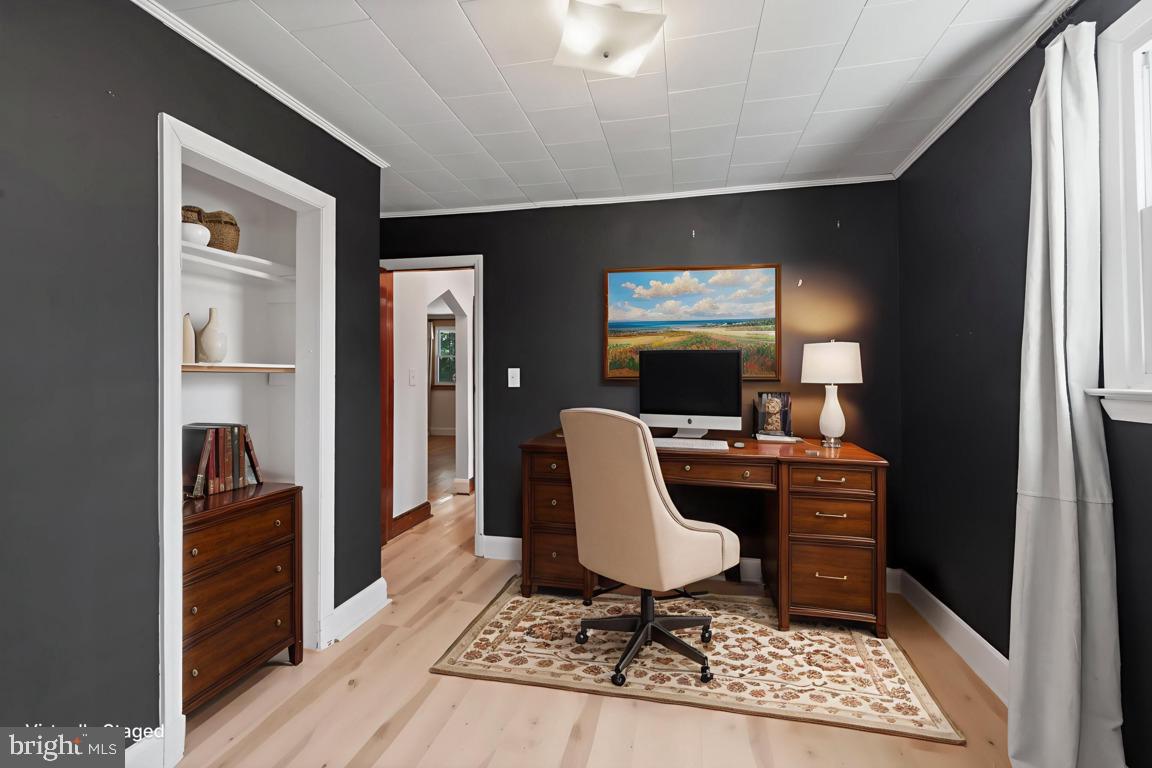 BALTIMORE HIGHLANDS/LANDSDOWNE - Residential Income