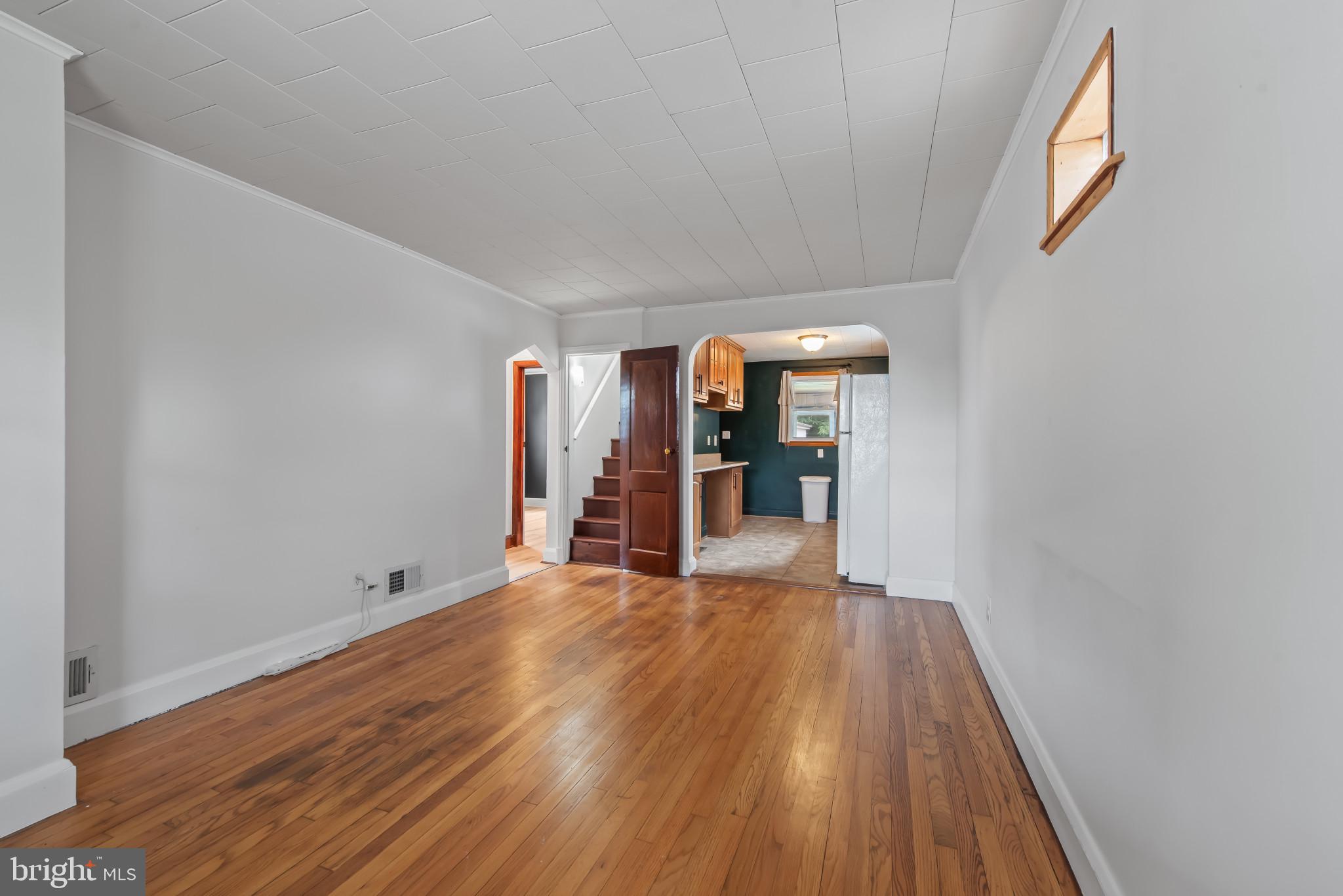 BALTIMORE HIGHLANDS/LANDSDOWNE - Residential Income