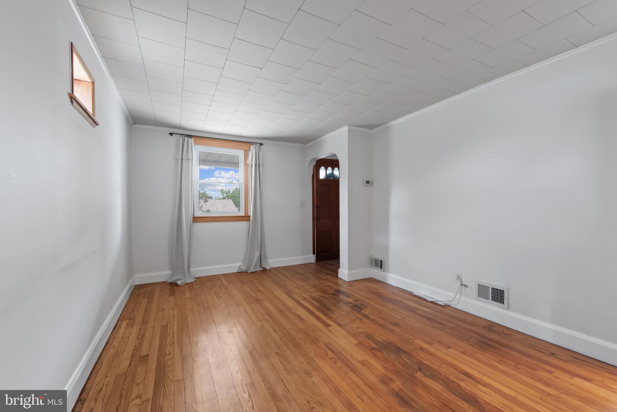 BALTIMORE HIGHLANDS/LANDSDOWNE - Residential Income