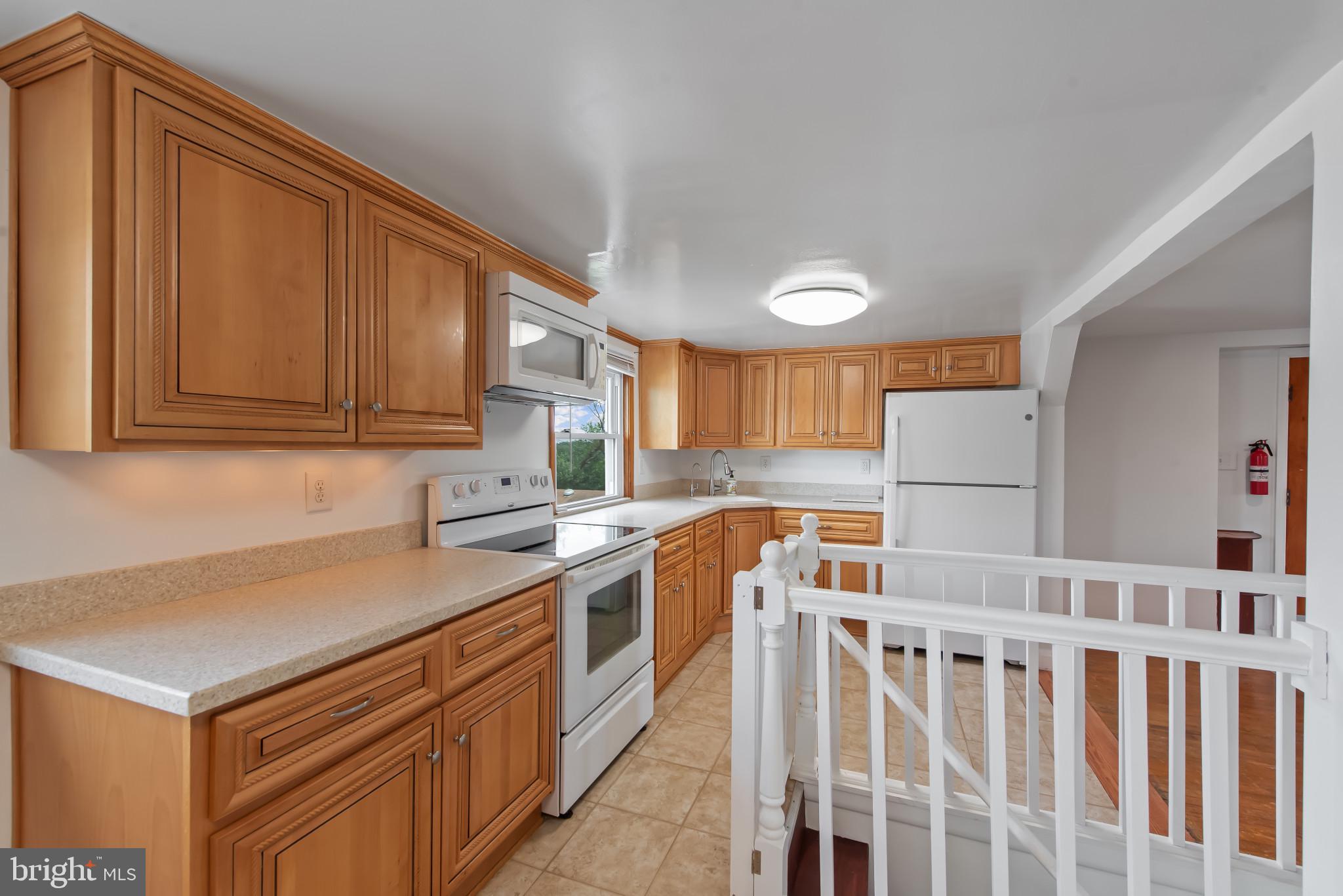 BALTIMORE HIGHLANDS/LANDSDOWNE - Residential Income