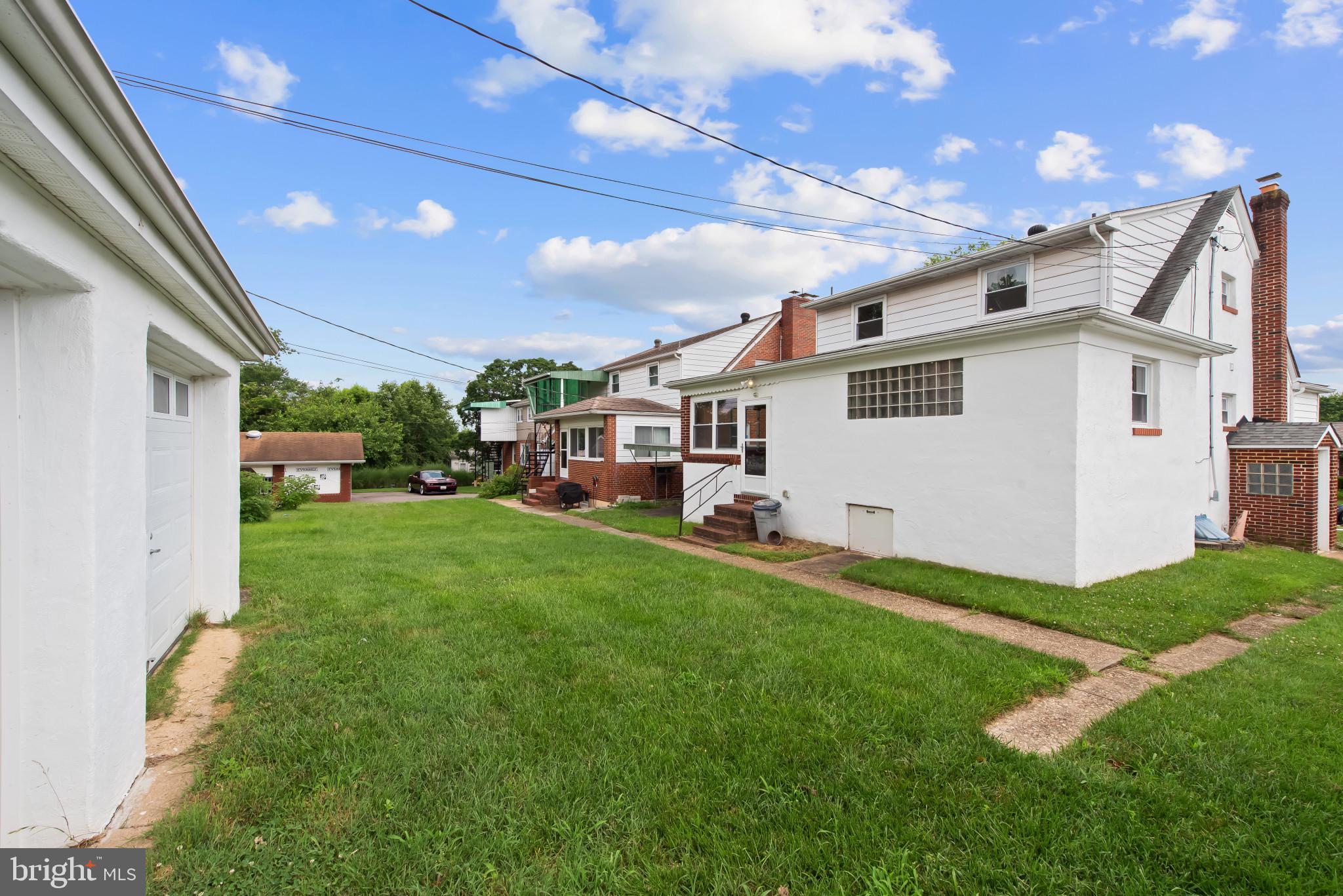 BALTIMORE HIGHLANDS/LANDSDOWNE - Residential Income